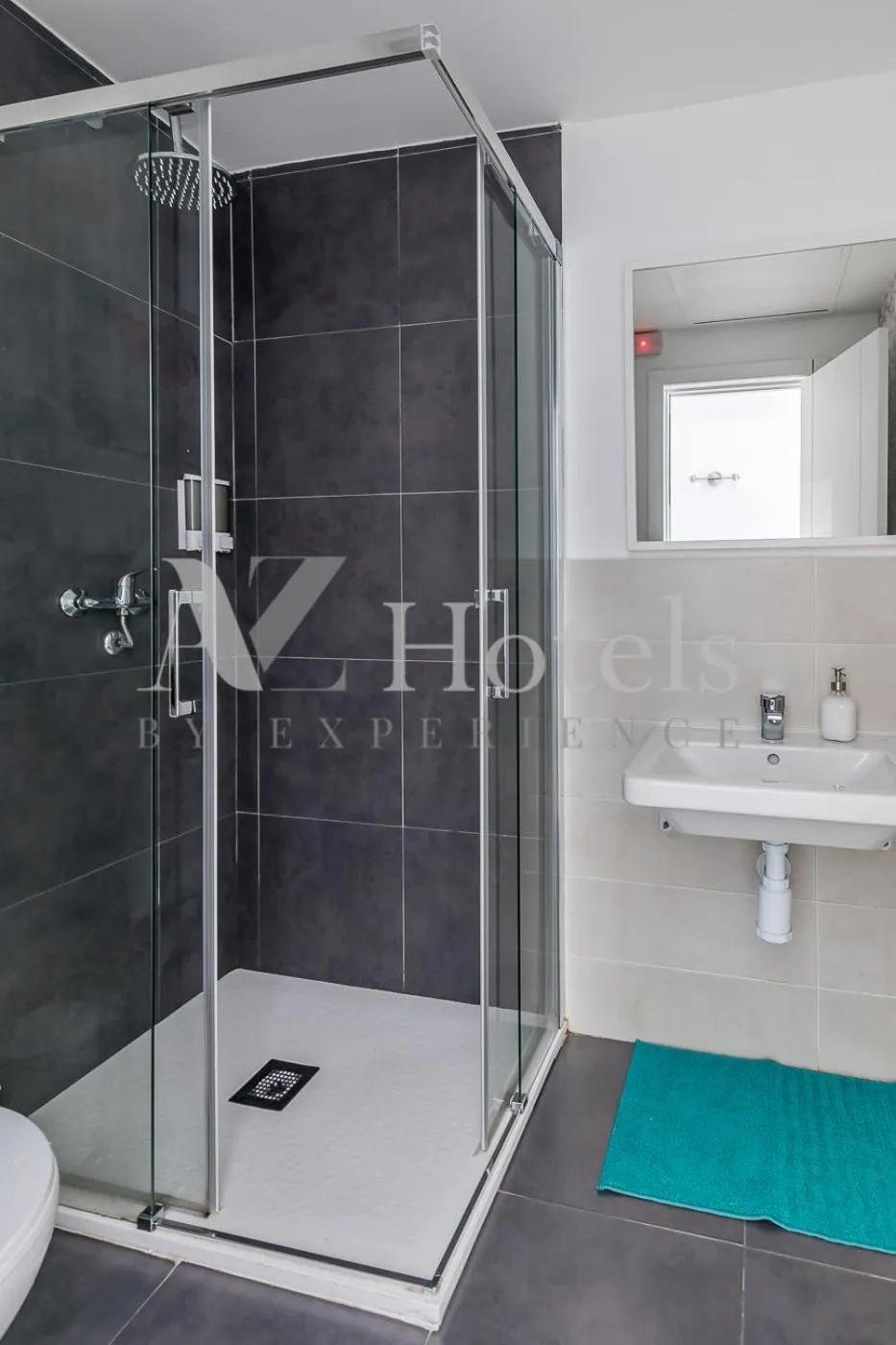 Bathroom in AYZ Juan de Mena - Auto check-in property