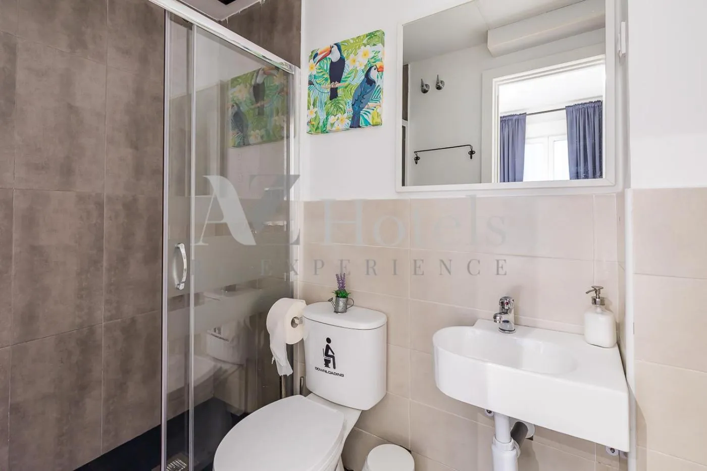 Shower in AYZ Juan de Mena - Auto check-in property