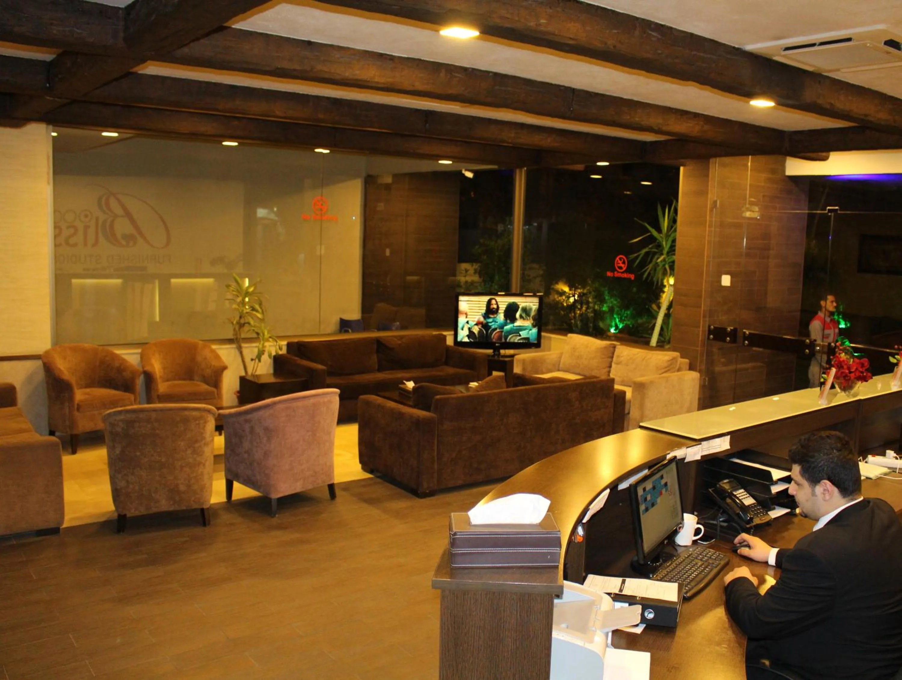 Lobby or reception in Bliss 3000 Furnished Studios