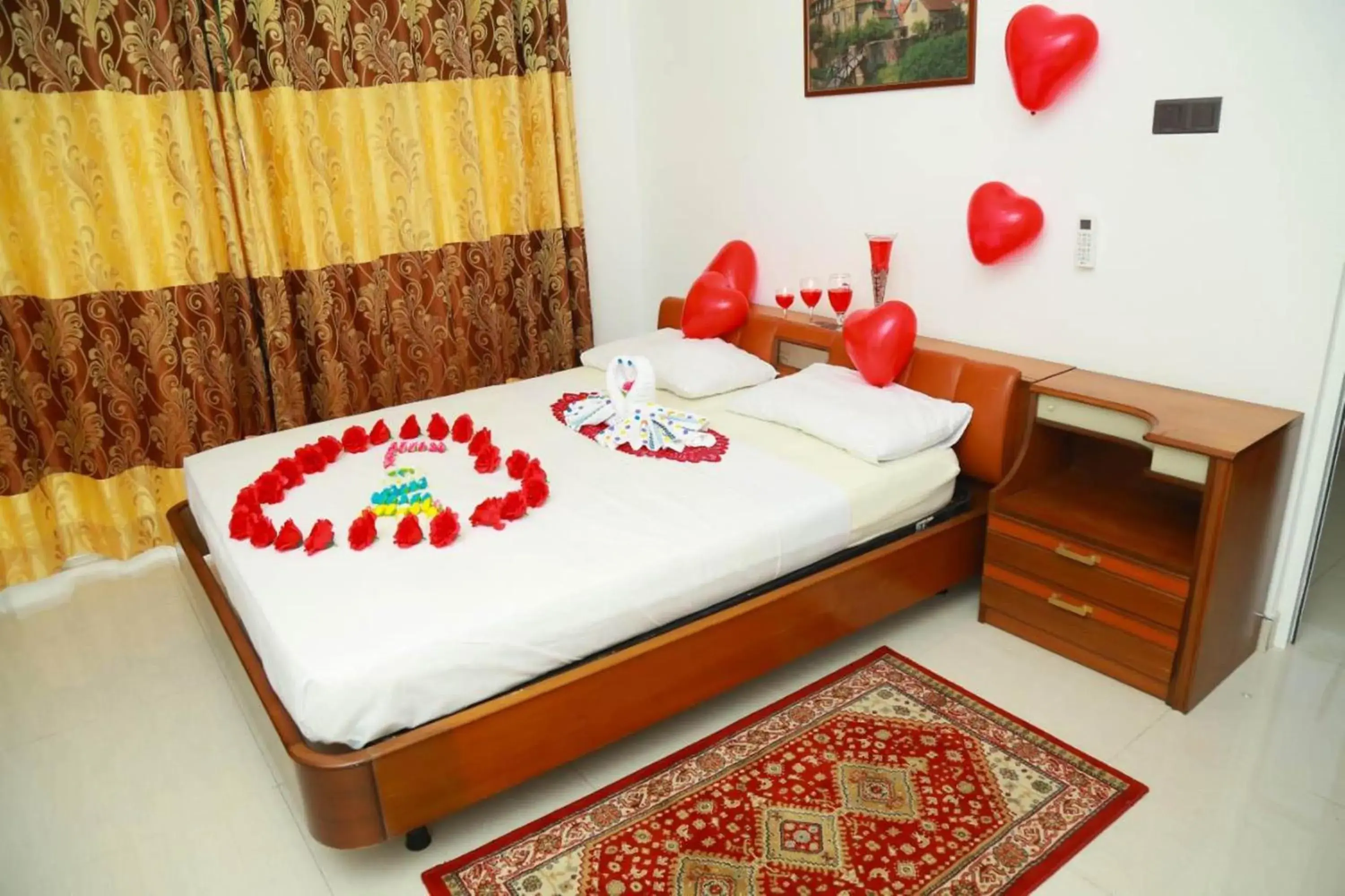 Suite with Garden View in Queens Beach Hotel Suite with Garden View in Queens Beach Hotel