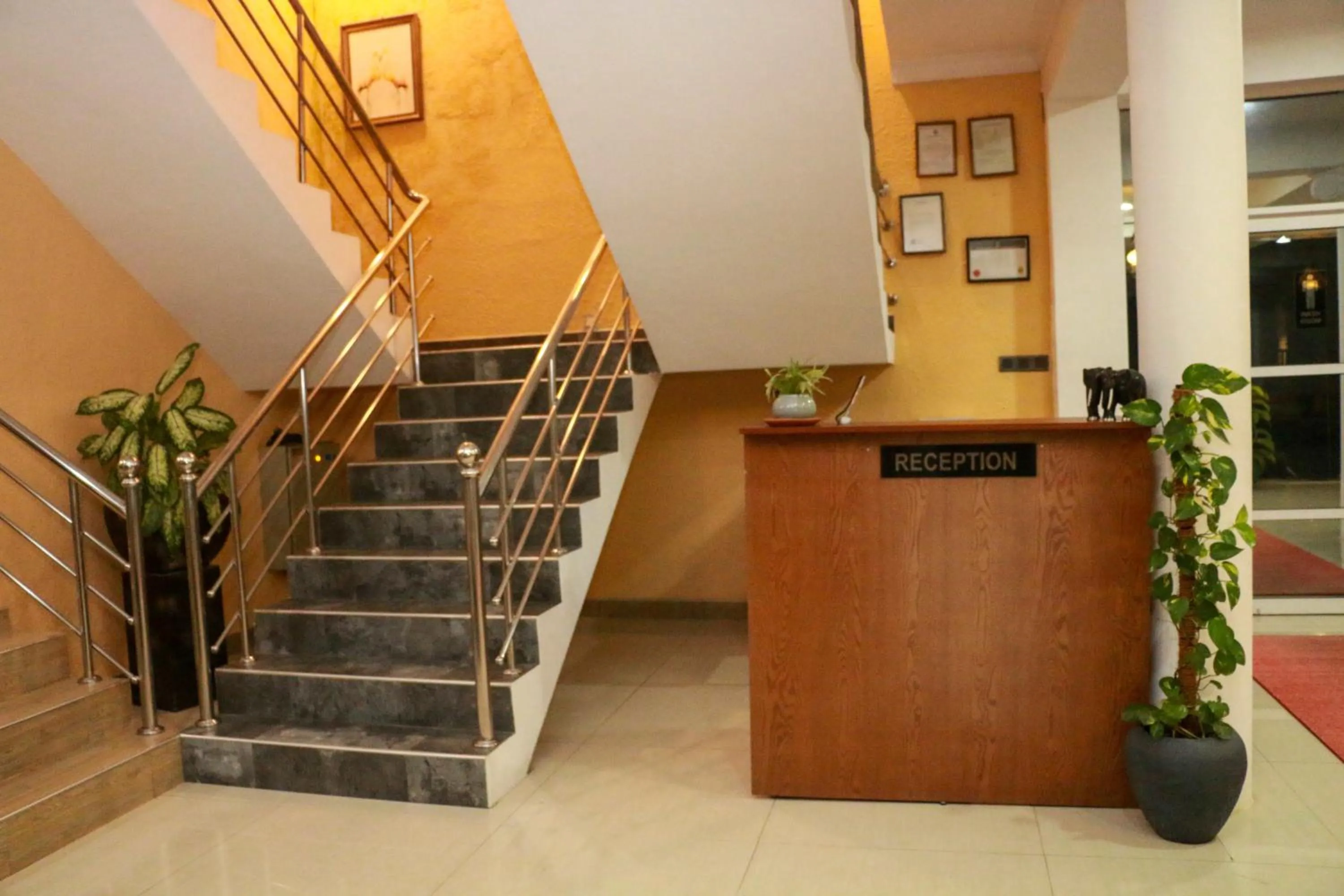 Lobby or reception in Queens Beach Hotel