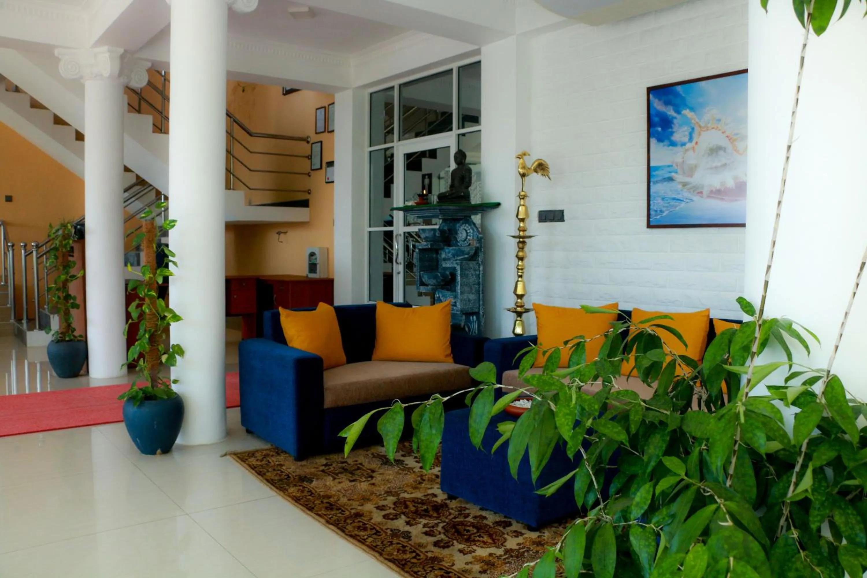 Living room in Queens Beach Hotel