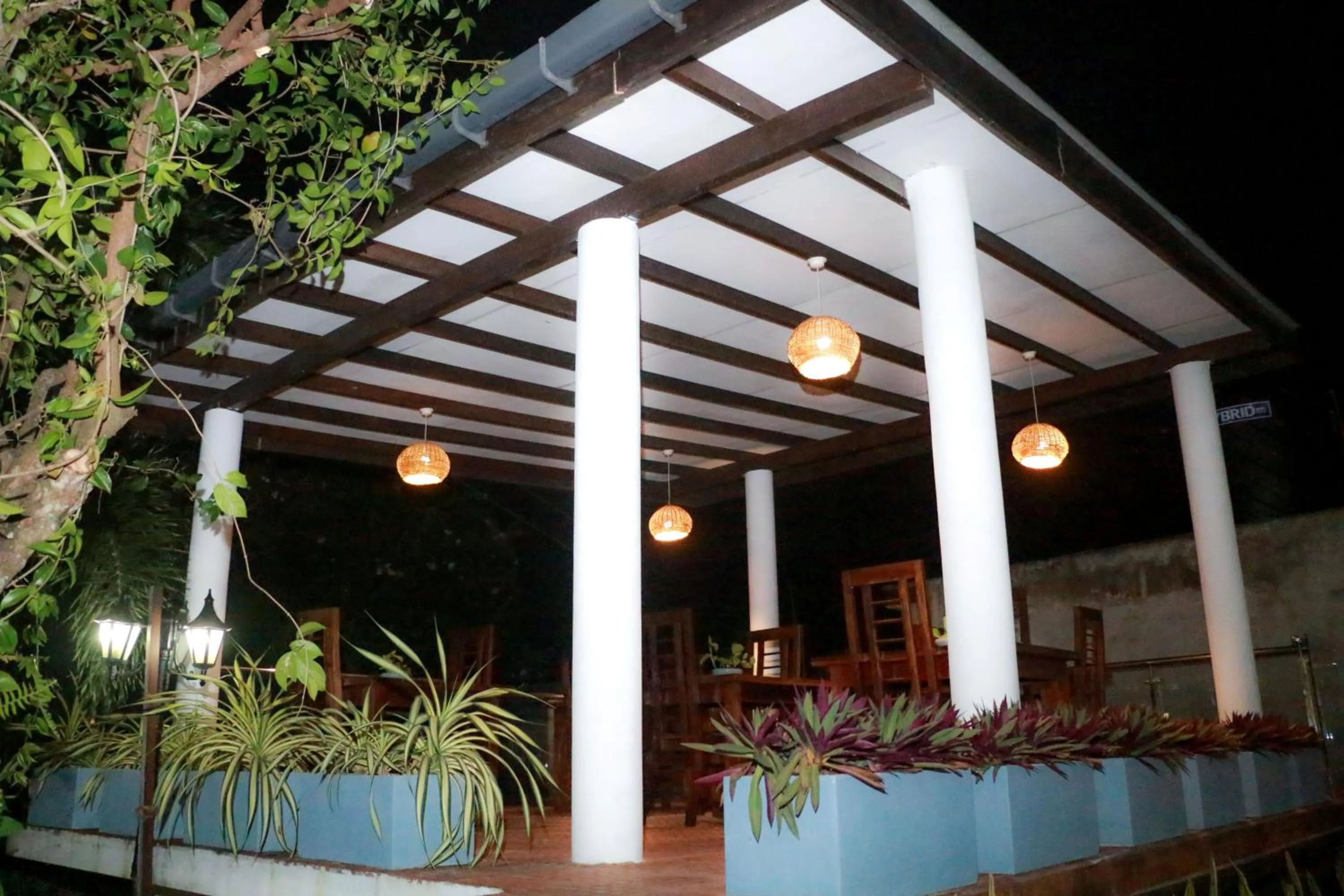 Night in Queens Beach Hotel