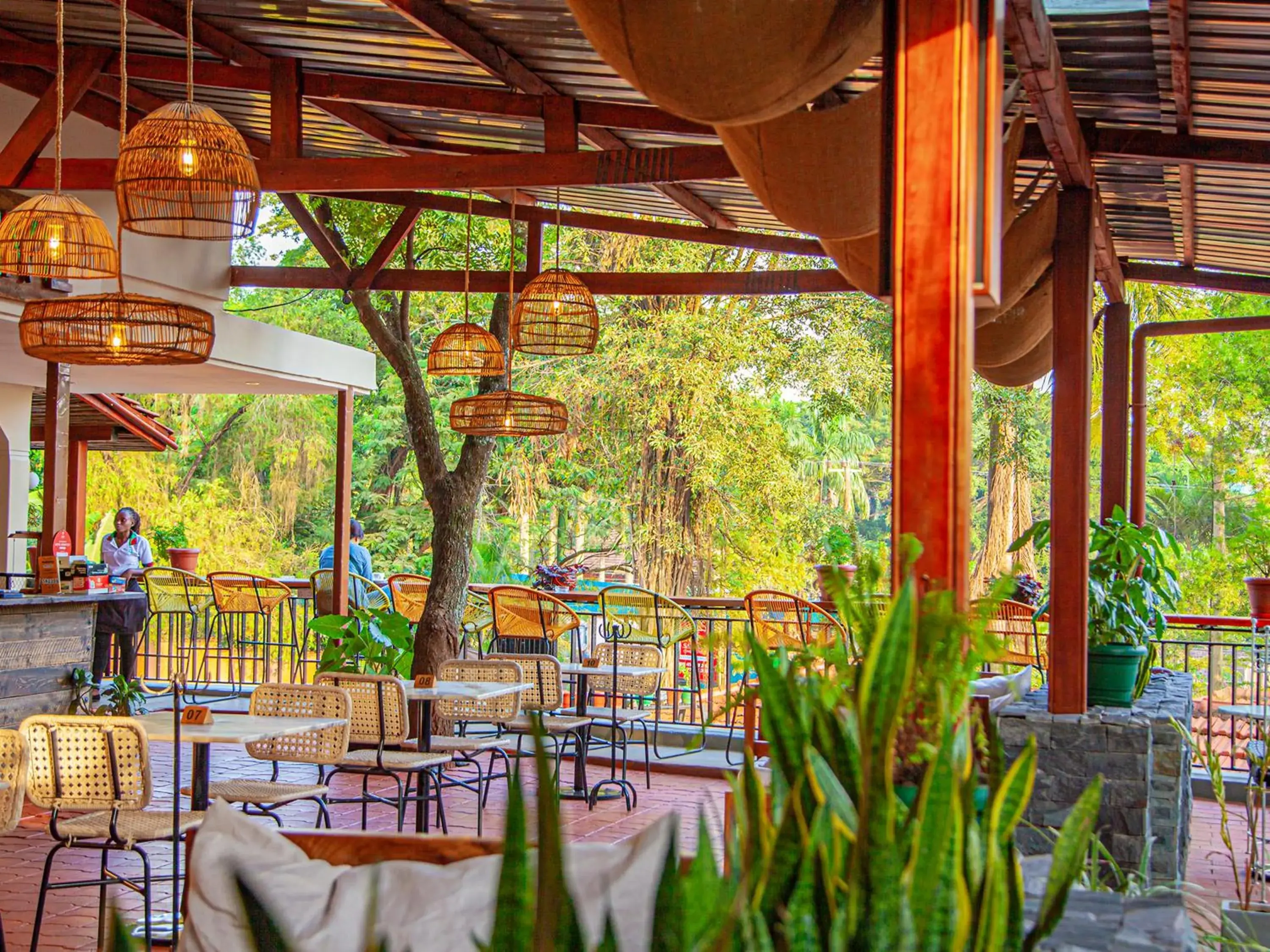 Restaurant/places to eat in Explorers Hub Restaurant/places to eat in Explorers Hub