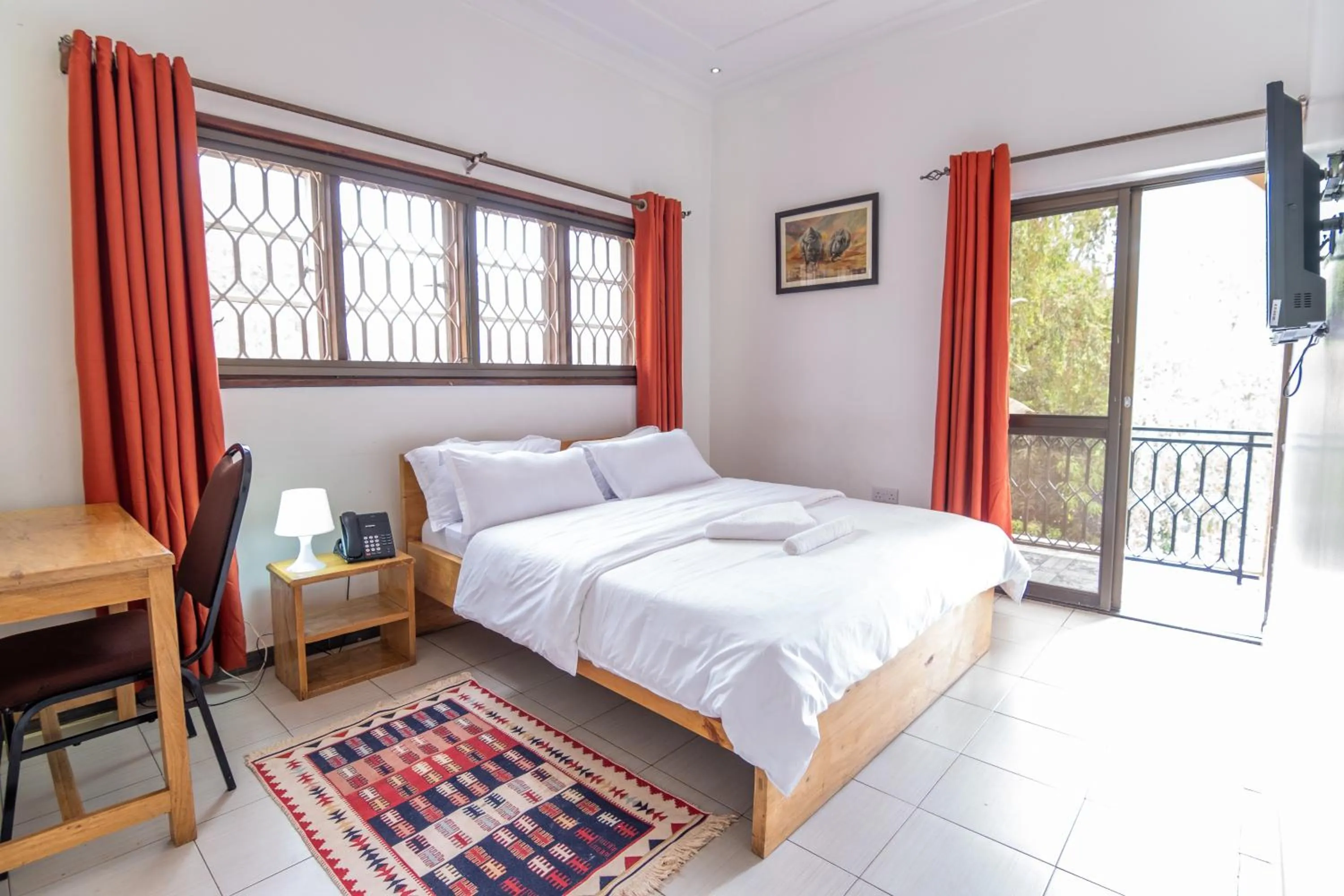 Bedroom, Bed in Explorers Hub