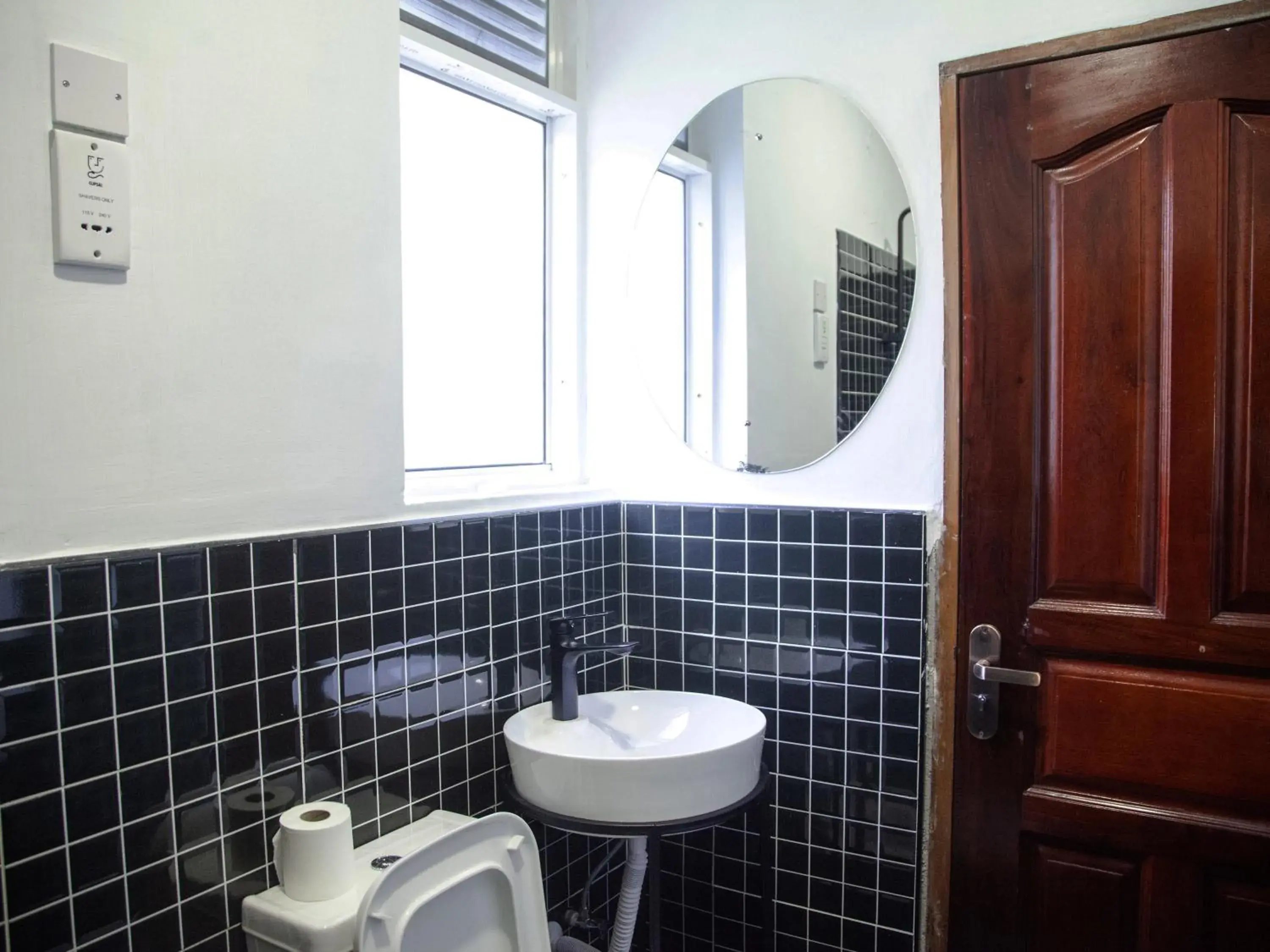 Bathroom in Explorers Hub Bathroom in Explorers Hub