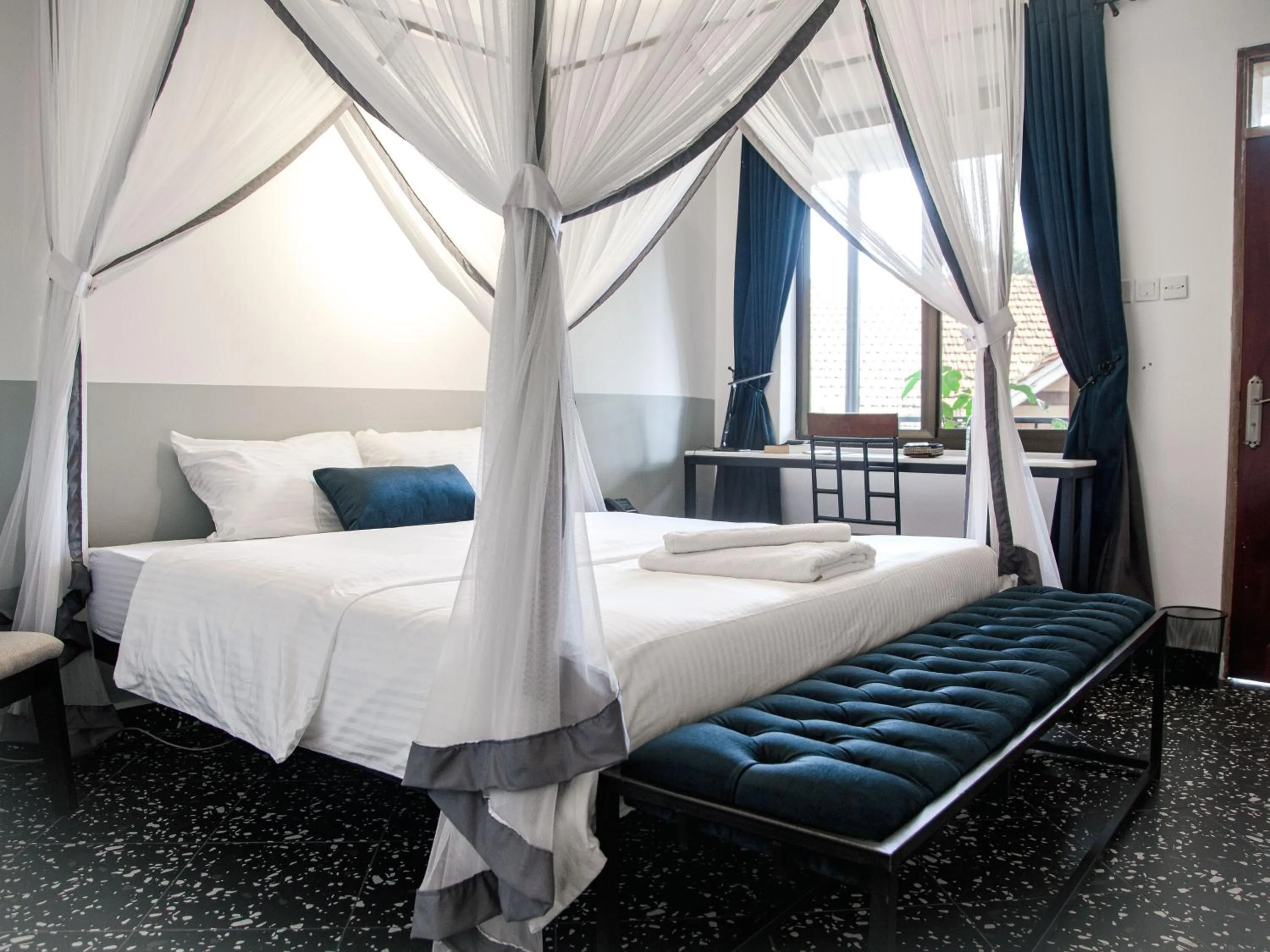 Bed in Explorers Hub