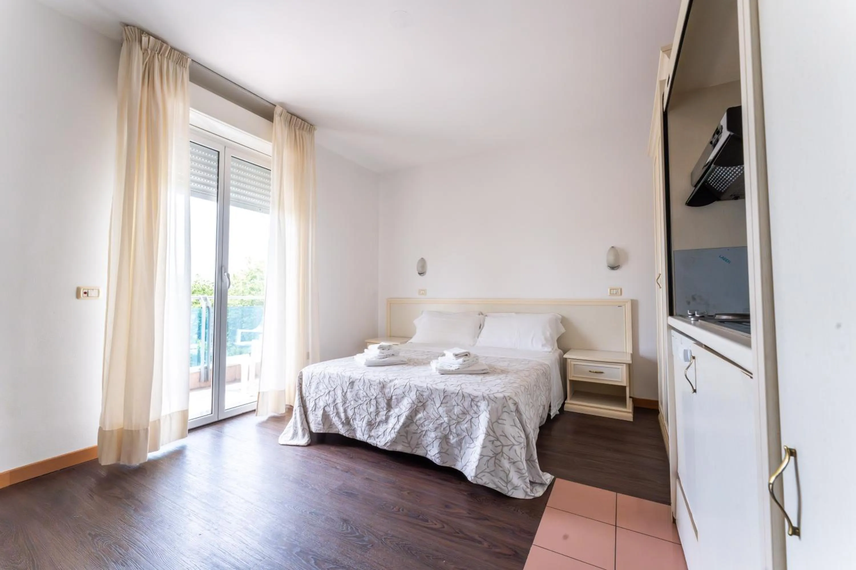 Bed in Residence Marconi Mare