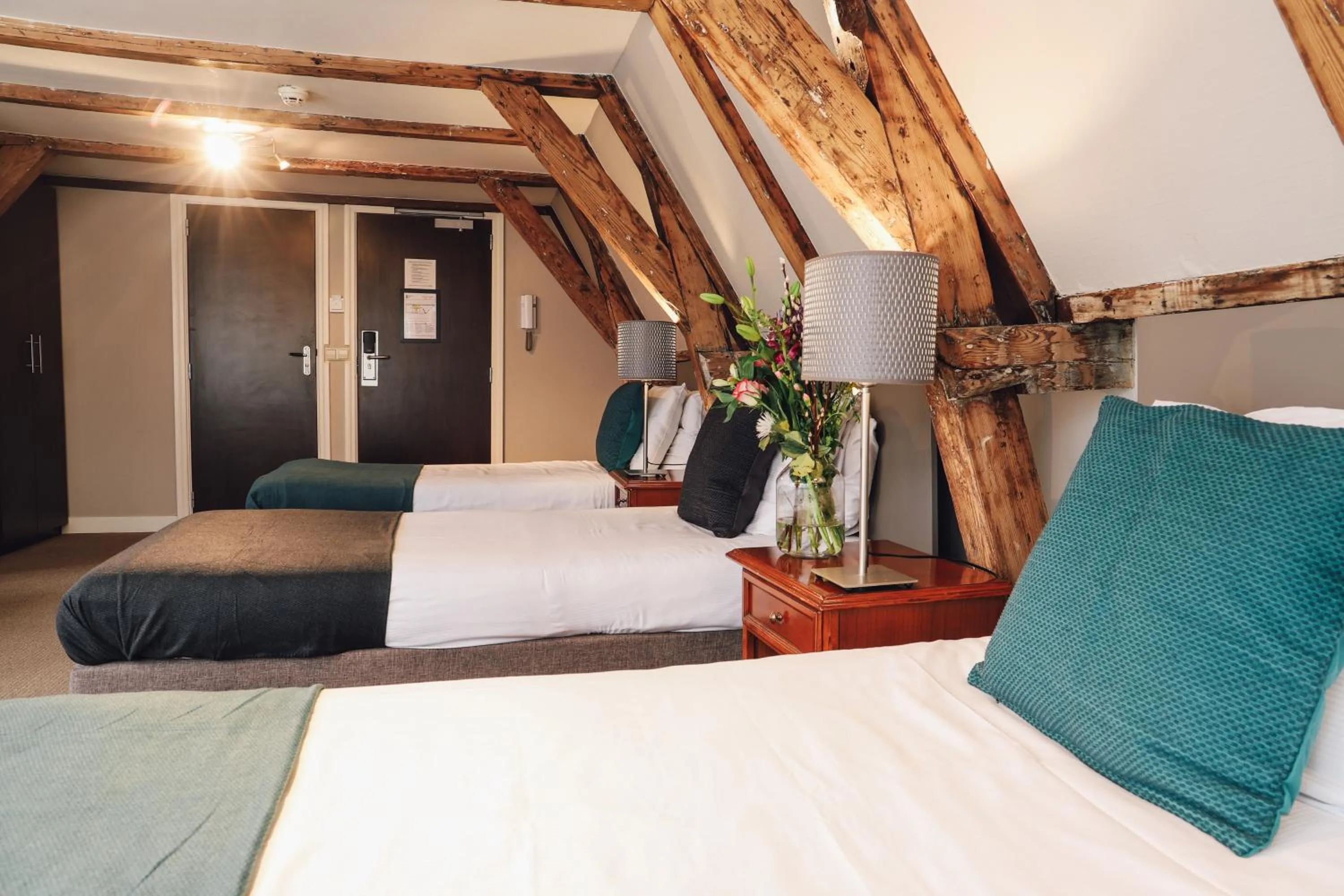 Bedroom, Bed in Hotel Corner House