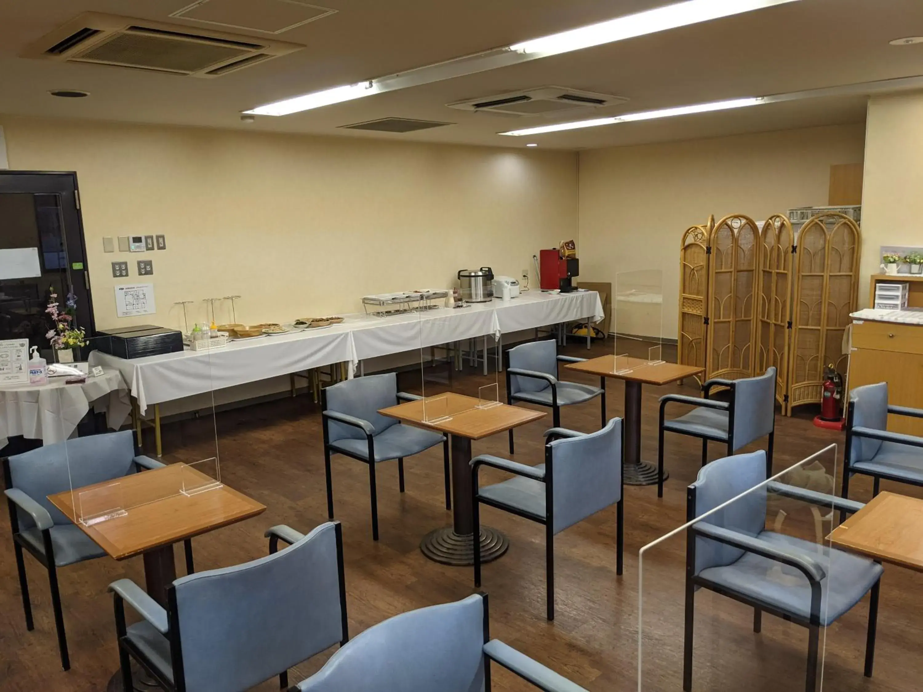 Restaurant/places to eat in Smile Hotel Otsu Seta Restaurant/places to eat in Smile Hotel Otsu Seta