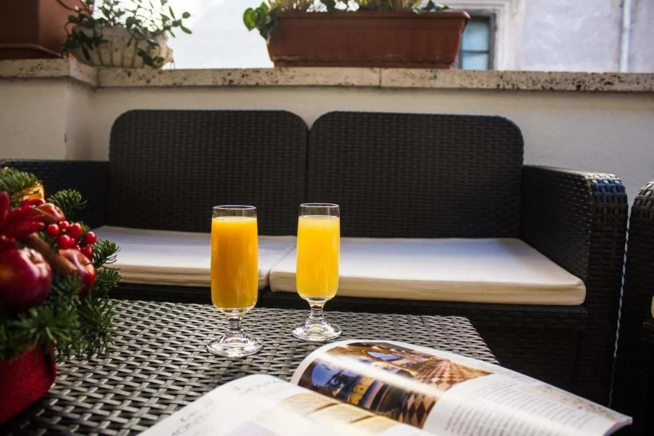 Canova Rooms in Spanish Steps
