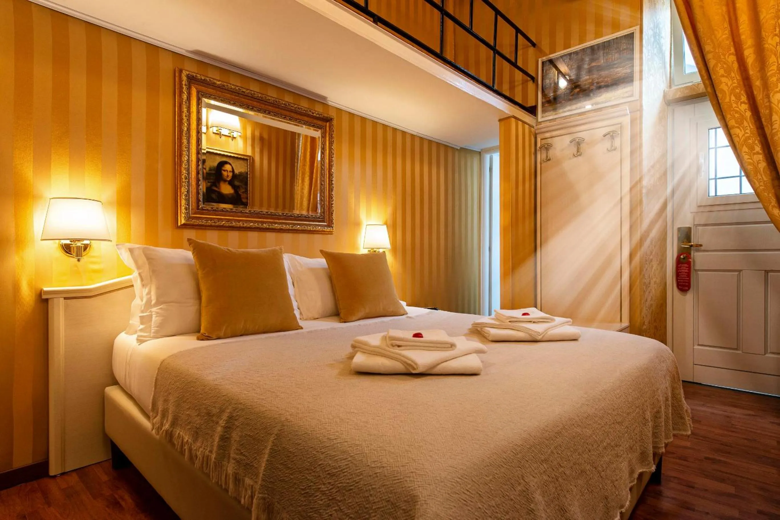 Bedroom, Bed in Canova Rooms in Spanish Steps