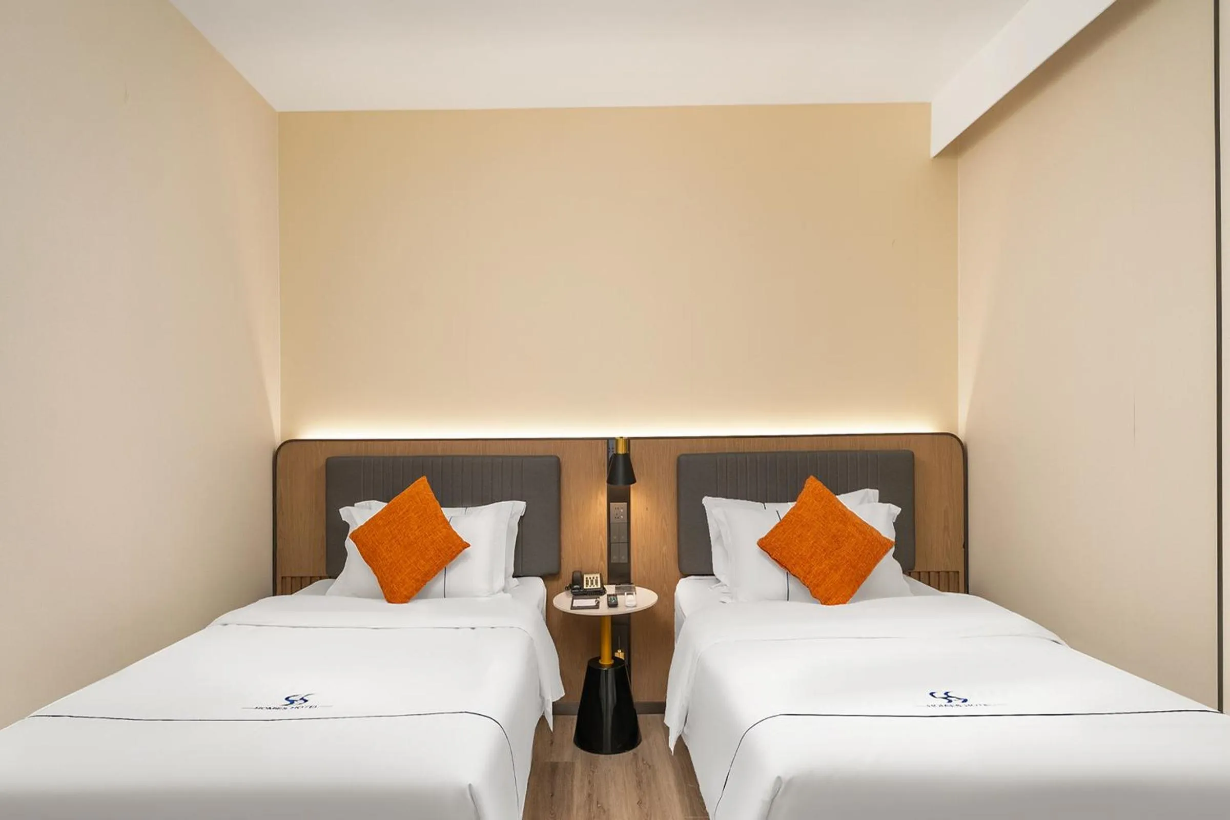 Bed in Guangzhou Homies Hotel