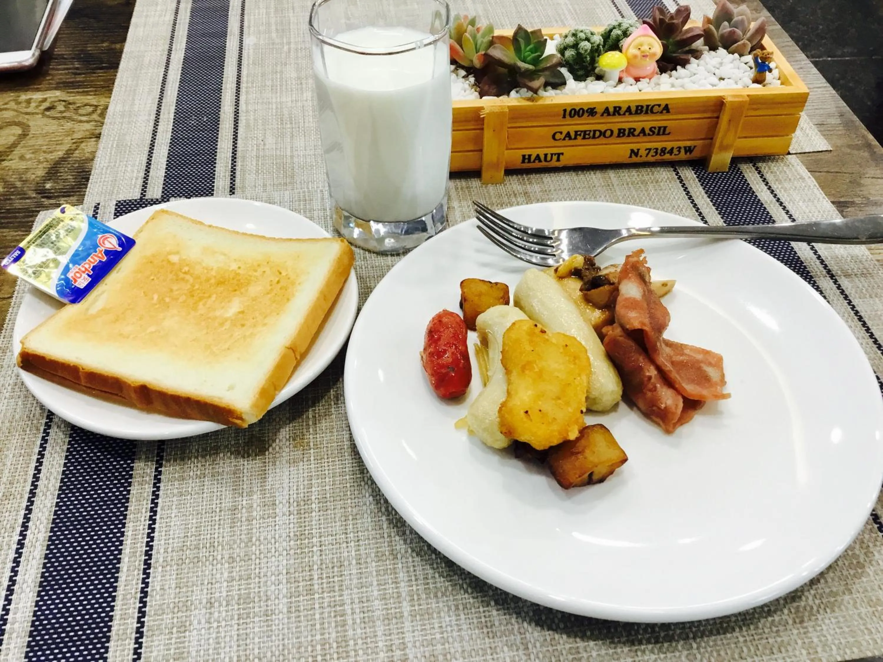 Restaurant/places to eat in Guangzhou Homies Hotel