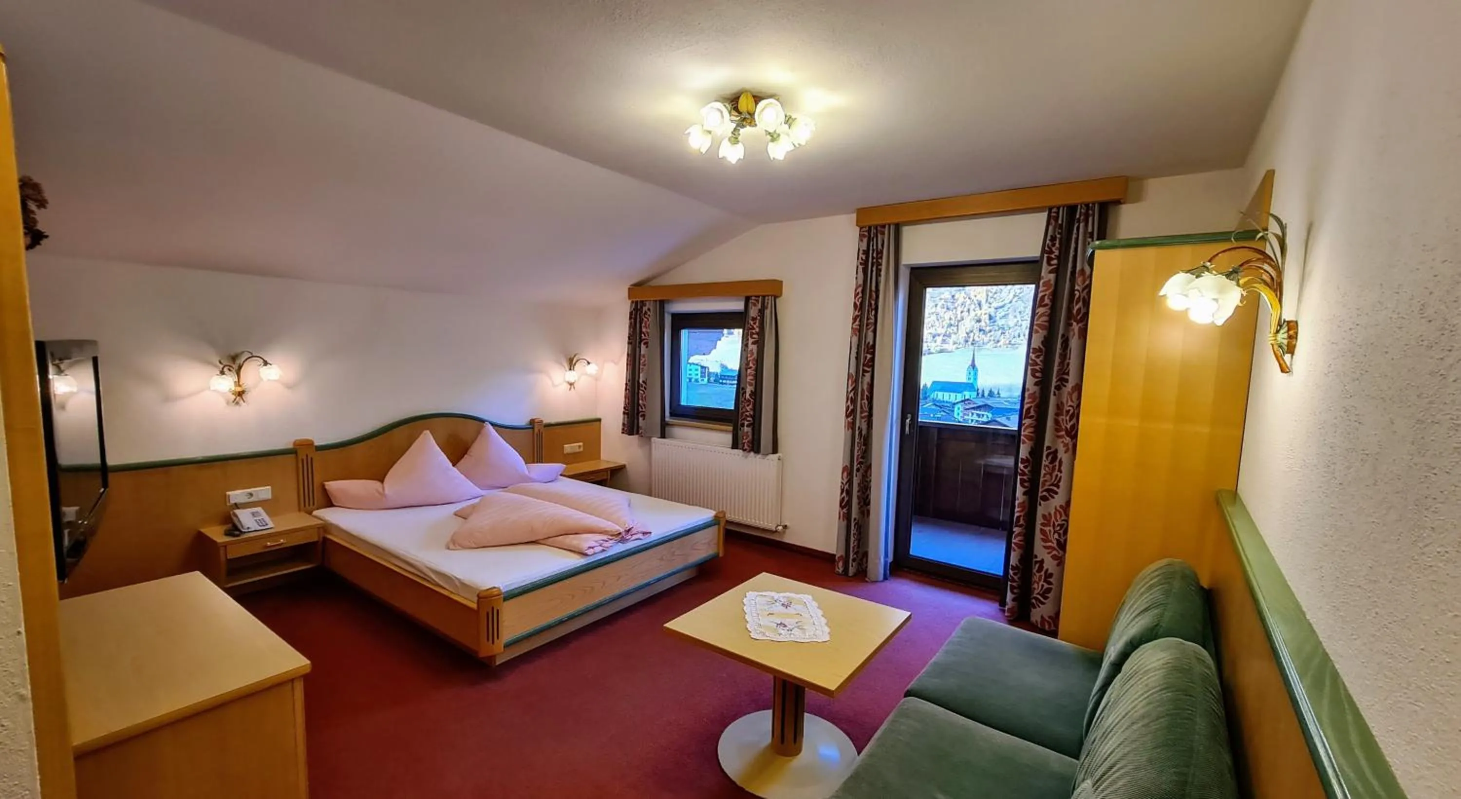 Photo of the whole room in Apart Garni Romantica