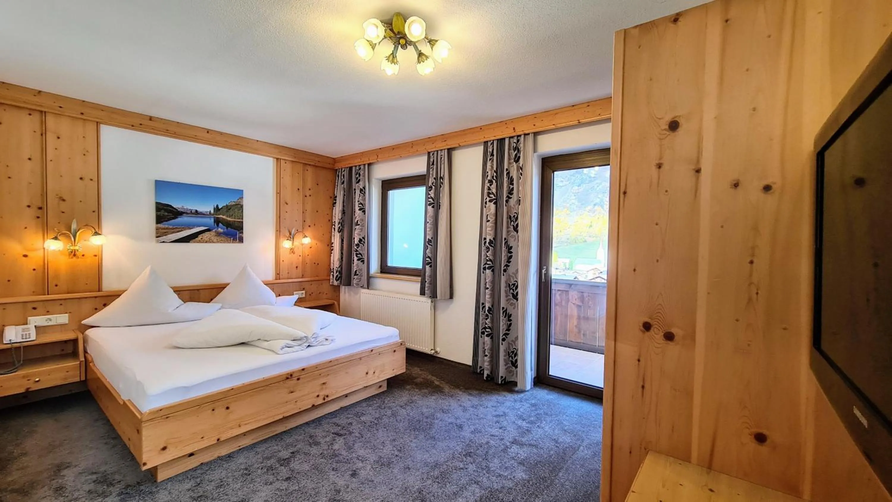 Bed in Apart Garni Romantica