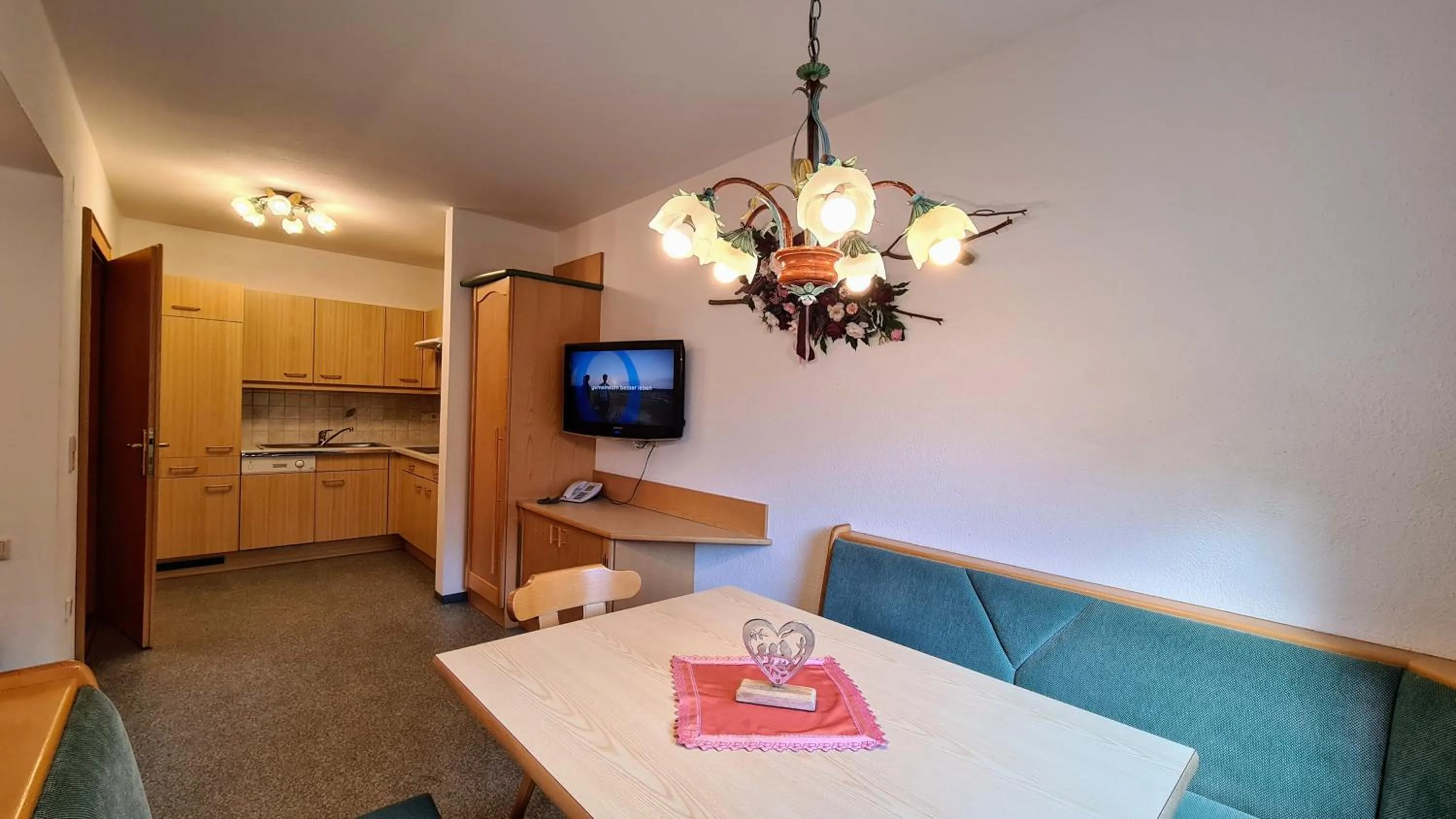 kitchen in Apart Garni Romantica