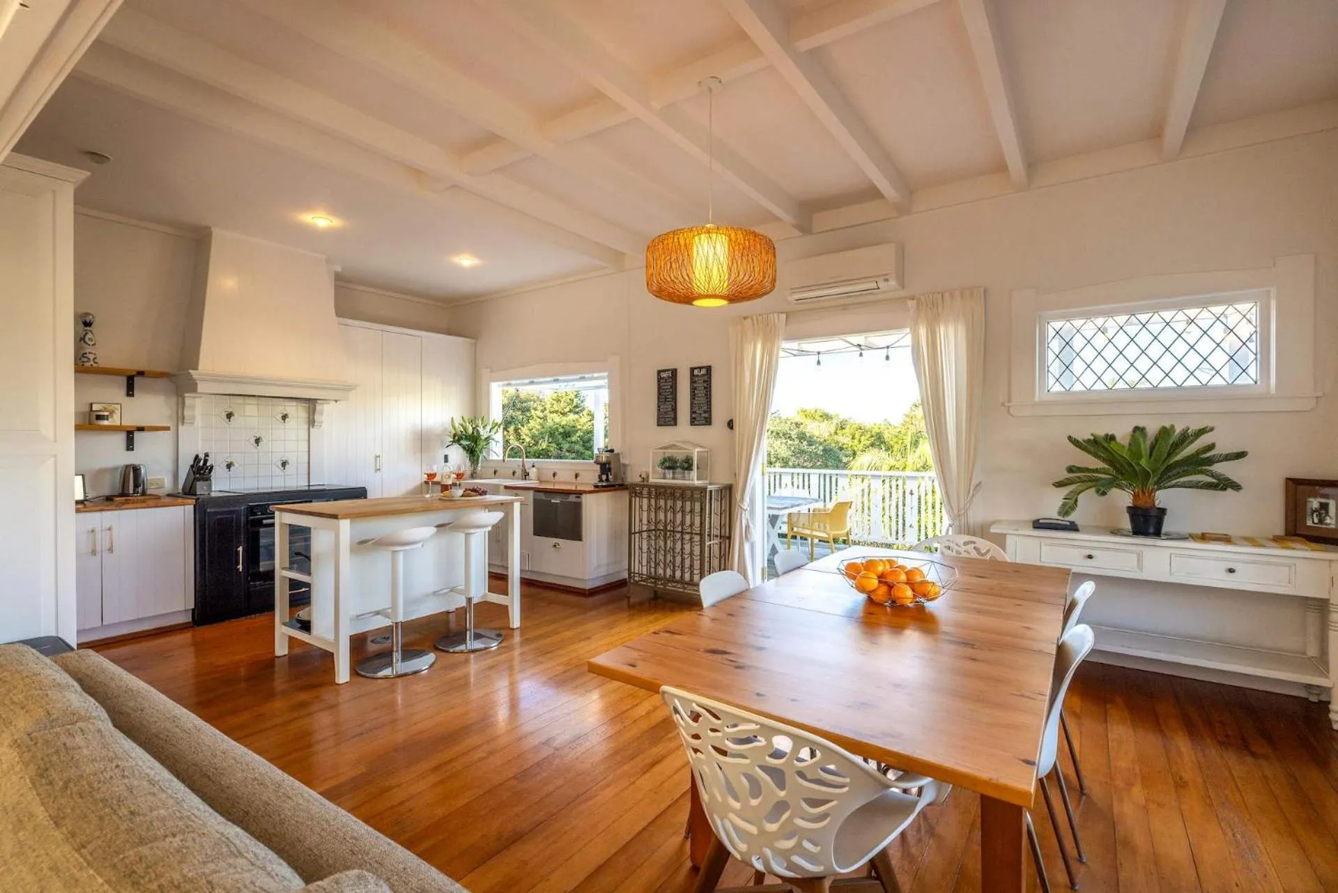 Island Villa- Stay Waiheke