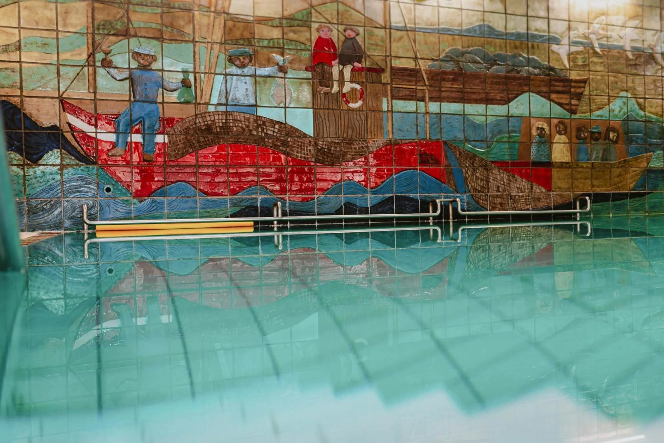 Swimming pool in Hotel das Miramar