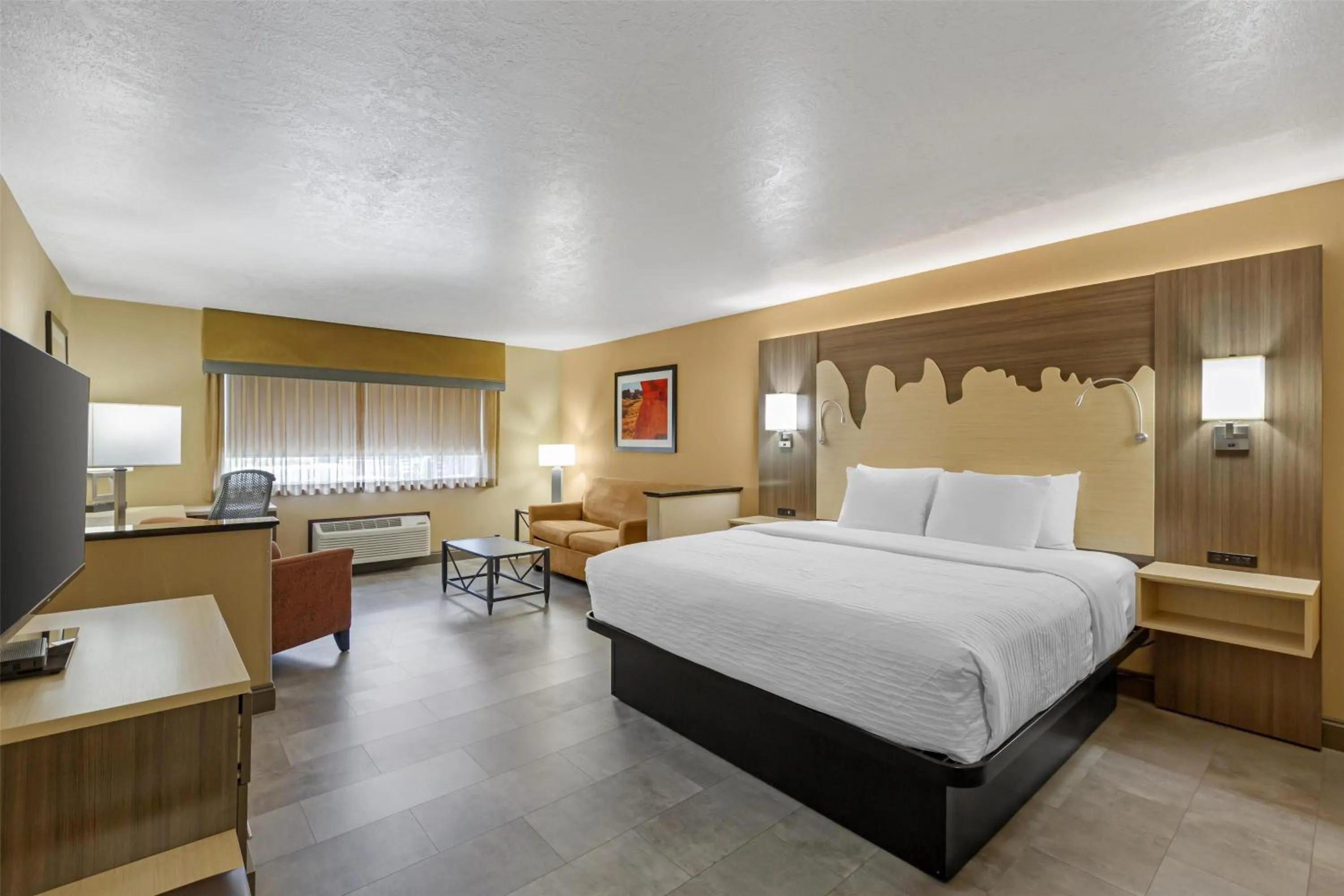 Photo of the whole room, Bed in Best Western Plus Canyonlands Inn