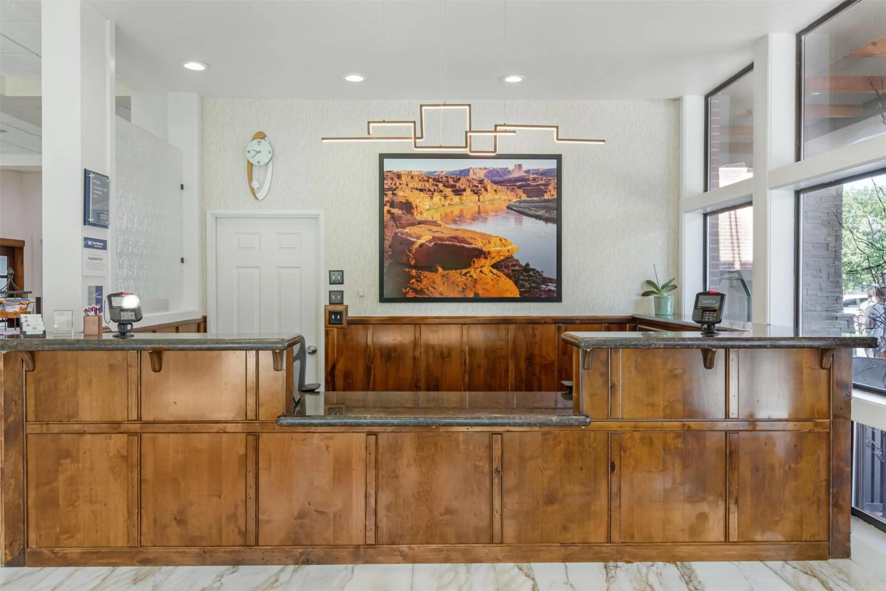 Lobby or reception in Best Western Plus Canyonlands Inn