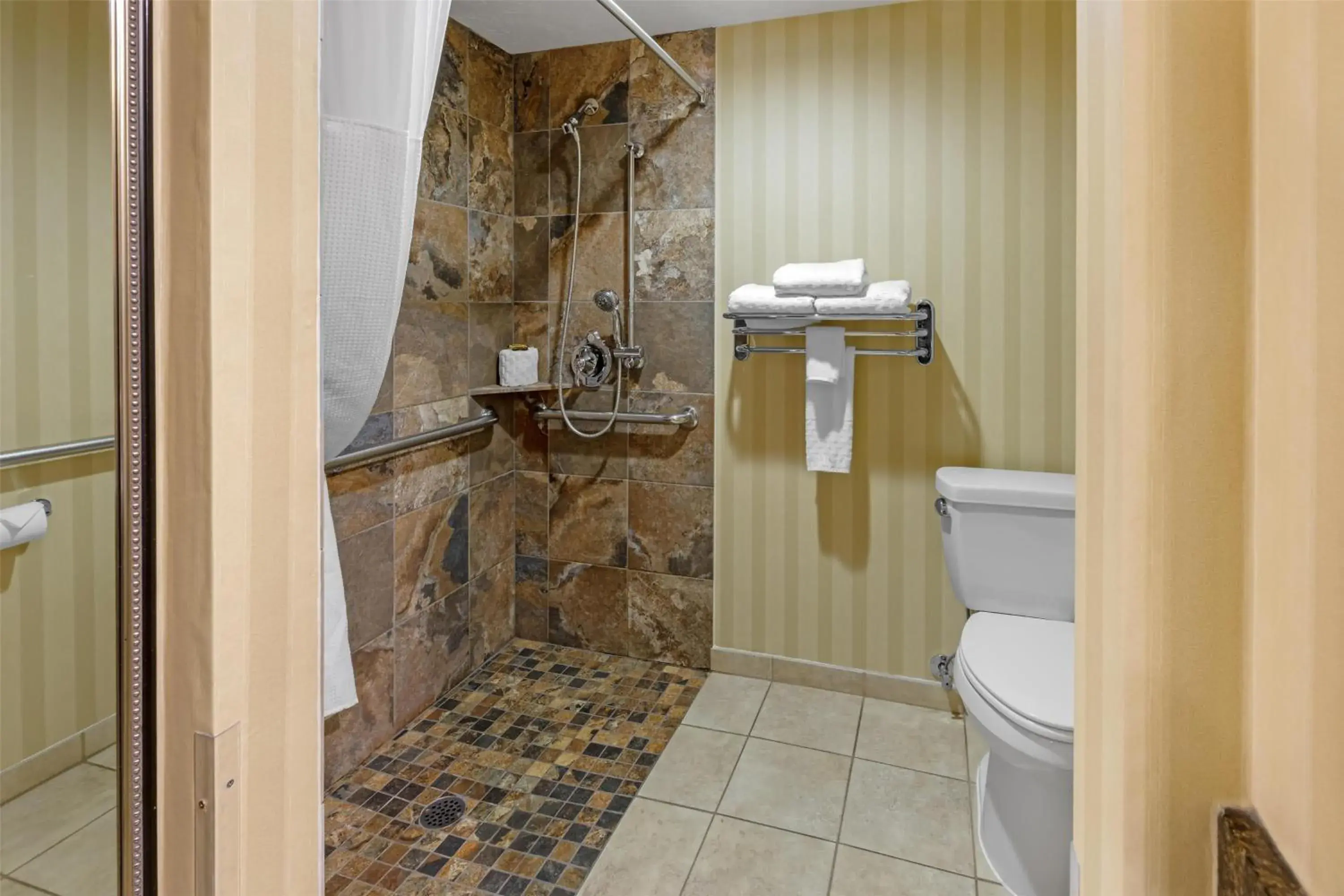 Queen Room with Two Queen Beds and Roll In Shower - Disability Access in Best Western Plus Canyonlands Inn Queen Room with Two Queen Beds and Roll In Shower - Disability Access in Best Western Plus Canyonlands Inn