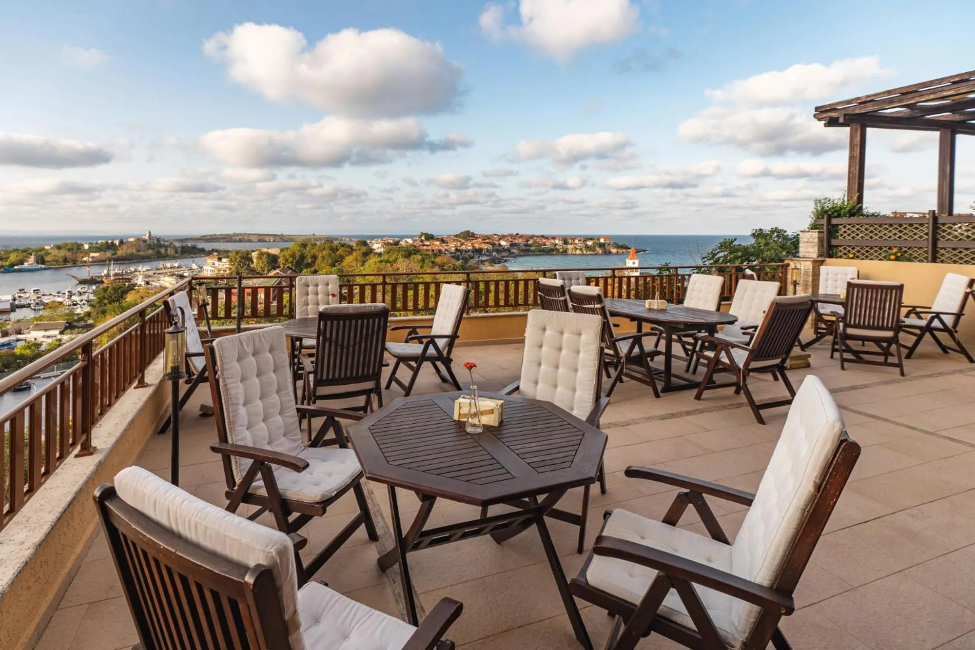 Kalithea Family Hotel