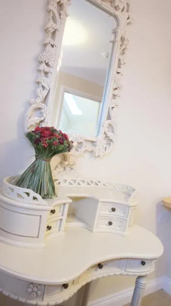 Decorative detail in The Bull at Great Totham Limited