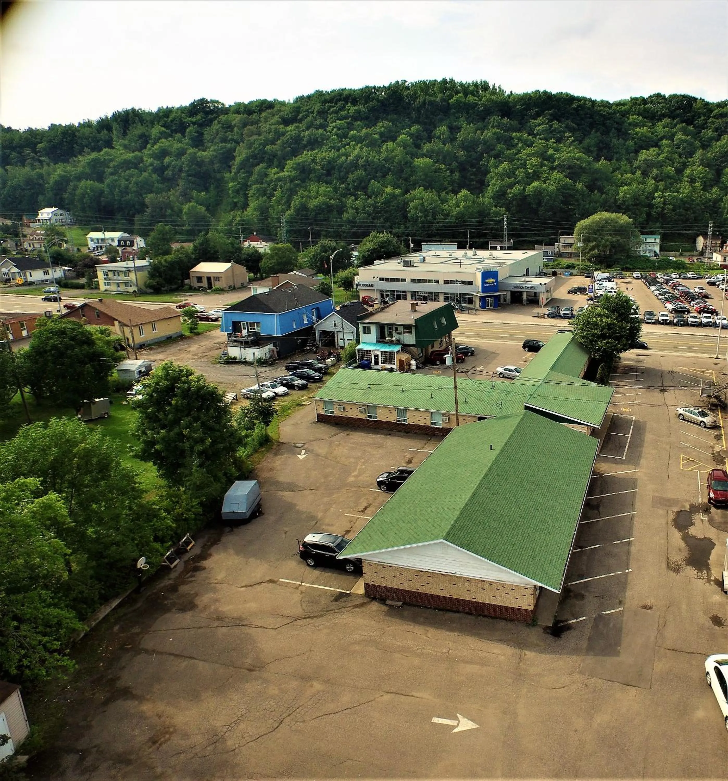 Bird's eye view in Motel Deblois