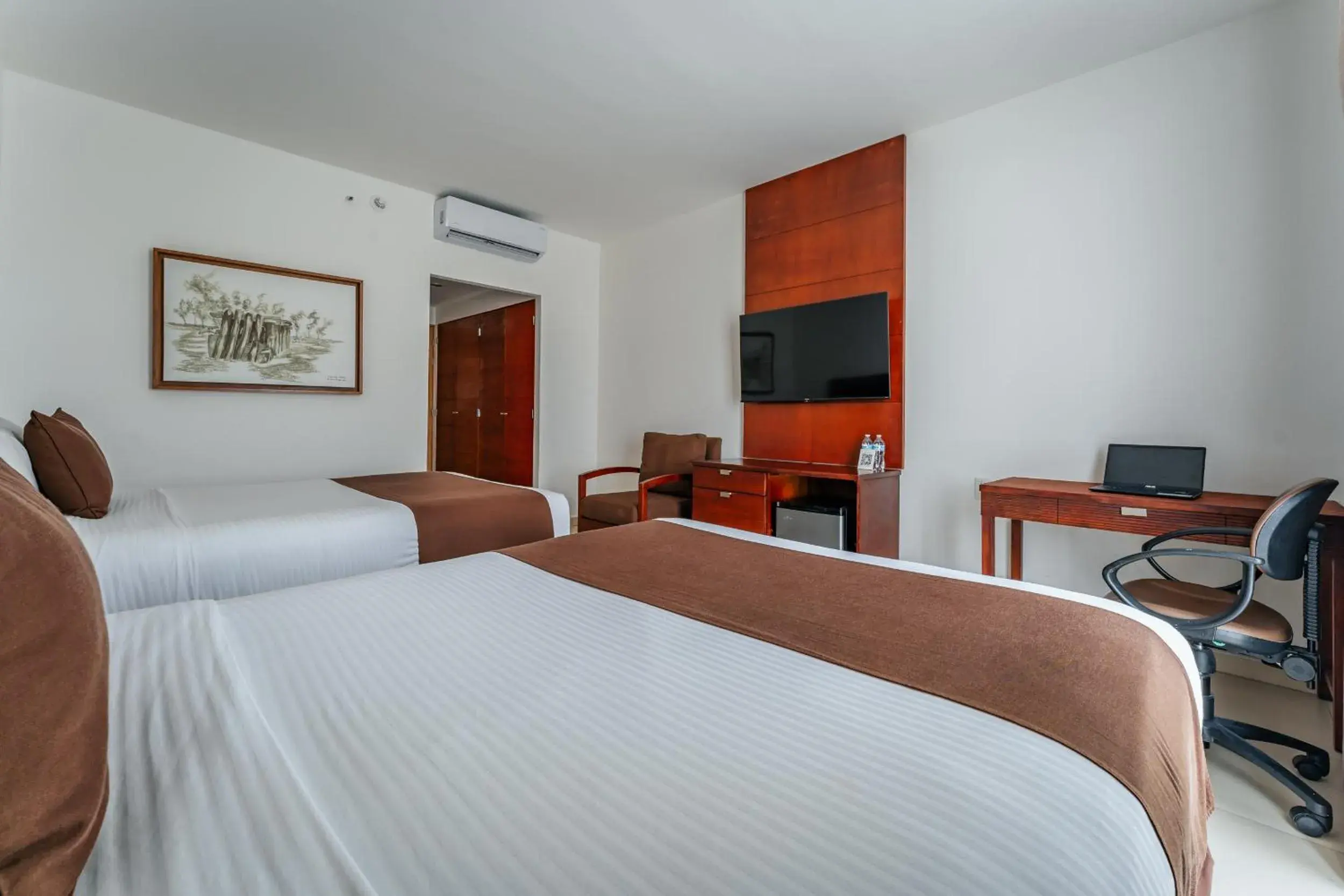 Photo of the whole room, Bed in Hotel La Venta Inn Villahermosa Photo of the whole room, Bed in Hotel La Venta Inn Villahermosa