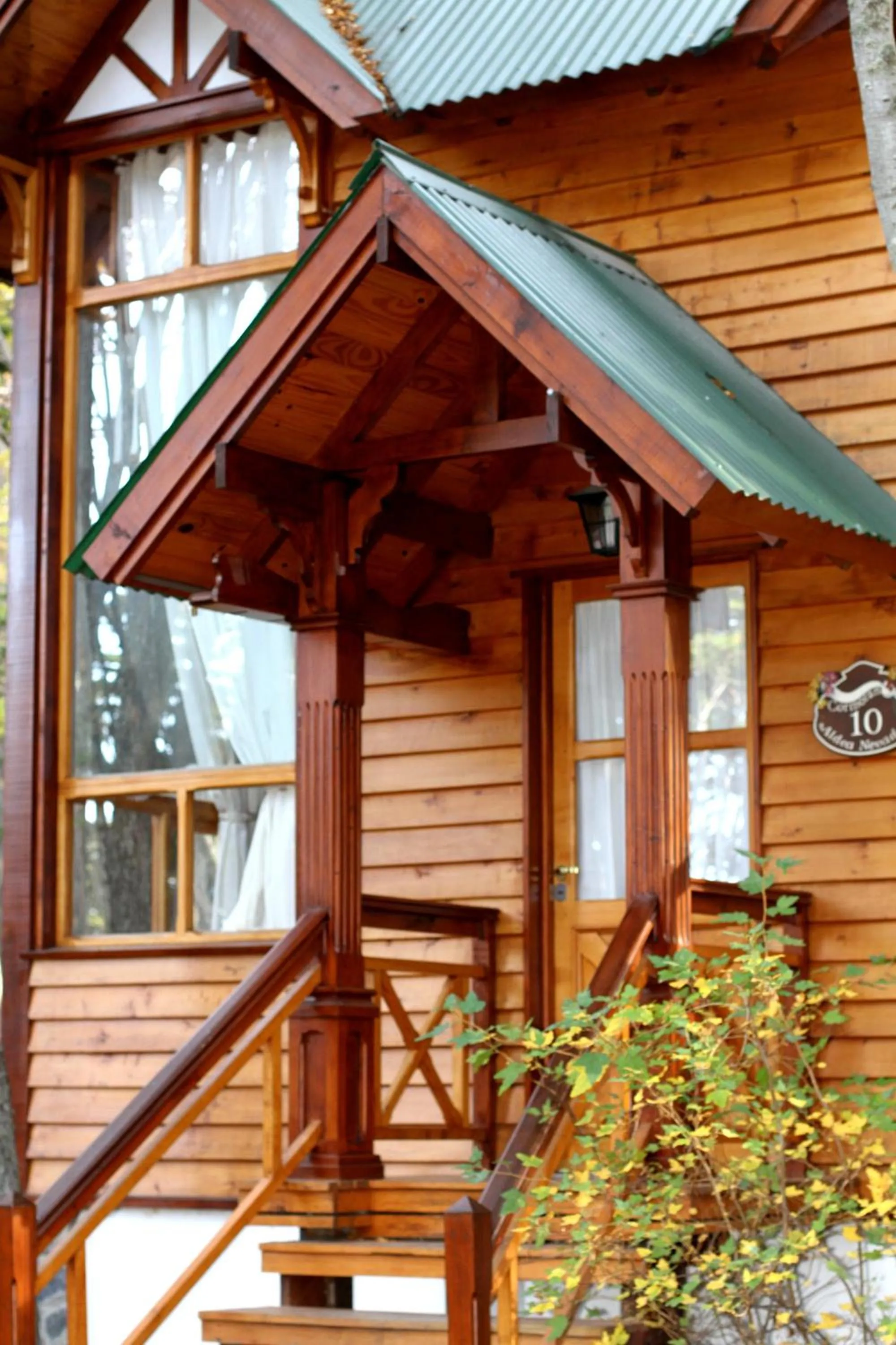 Facade/entrance in Aldea Nevada