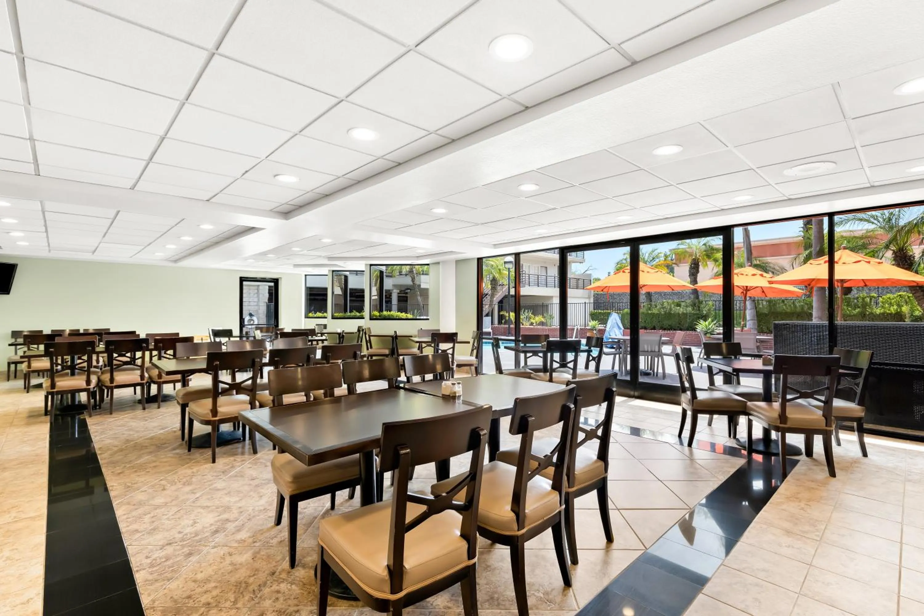 Breakfast in Best Western Plus Irvine Spectrum Hotel