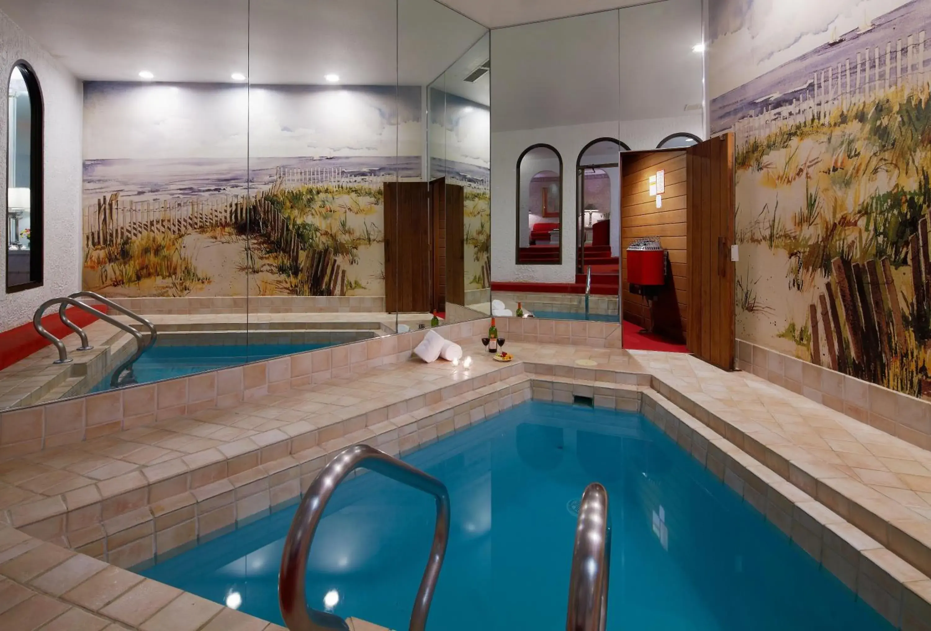 Swimming pool in Cove Haven Resort Swimming pool in Cove Haven Resort