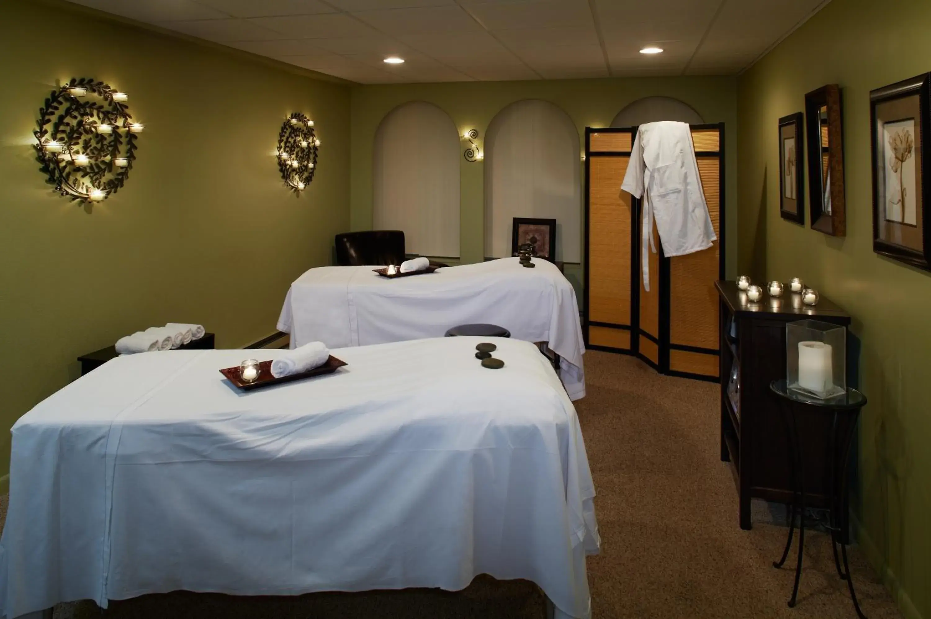 Spa and wellness centre/facilities, Bed in Cove Haven Resort Spa and wellness centre/facilities, Bed in Cove Haven Resort
