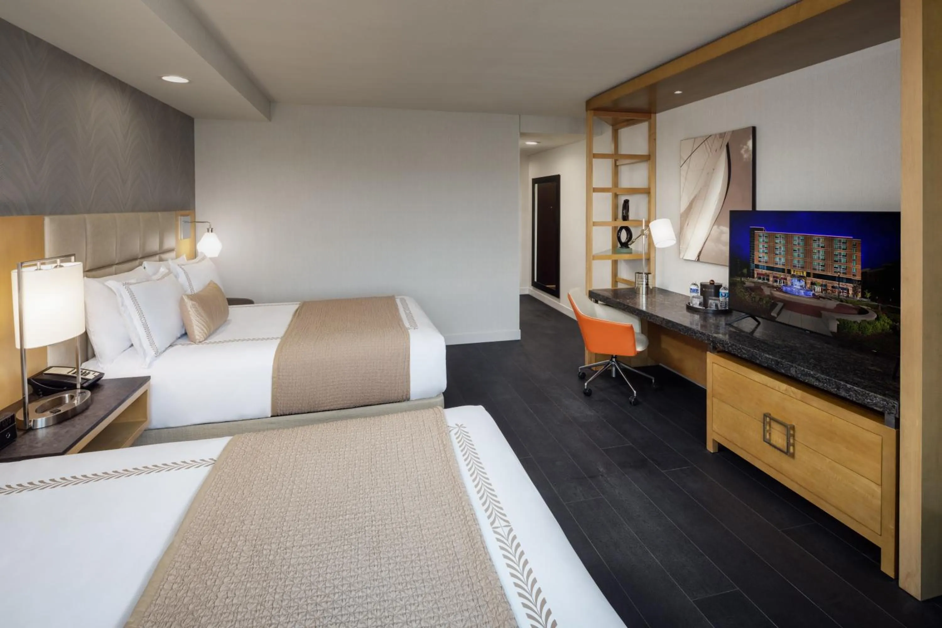 Bed in The Hotel at Arundel Preserve