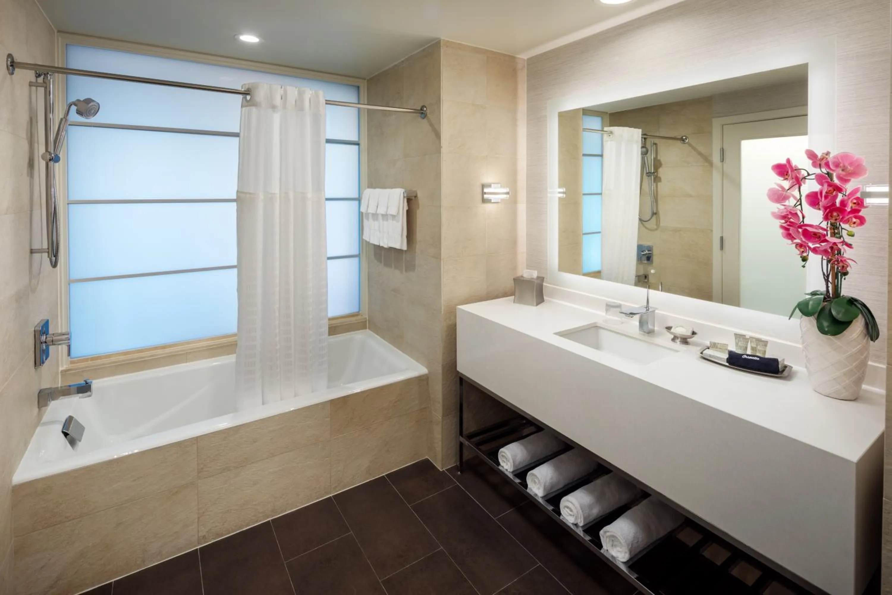 Bathroom in The Hotel at Arundel Preserve