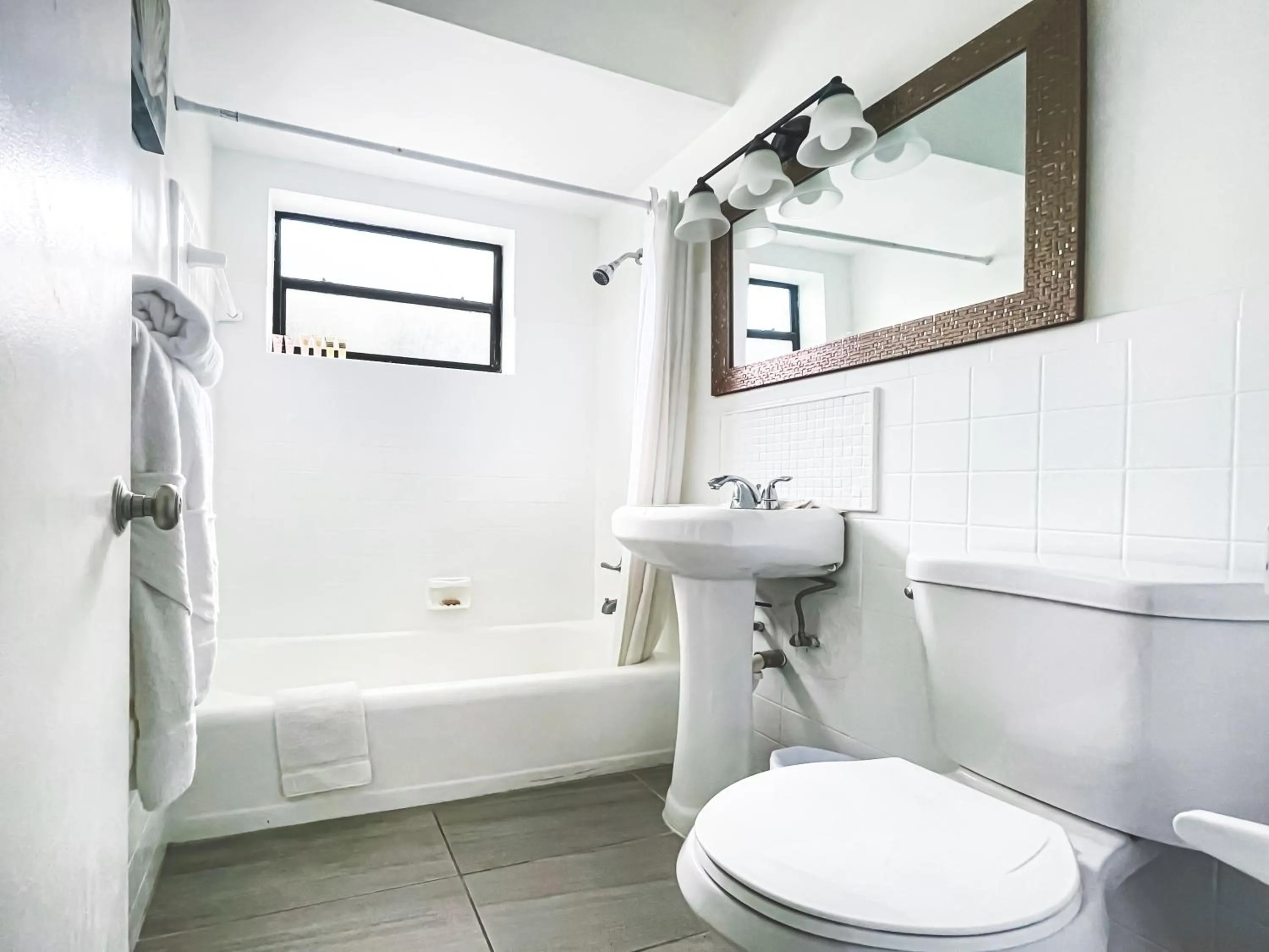 Bathroom in Silver Spray Motel