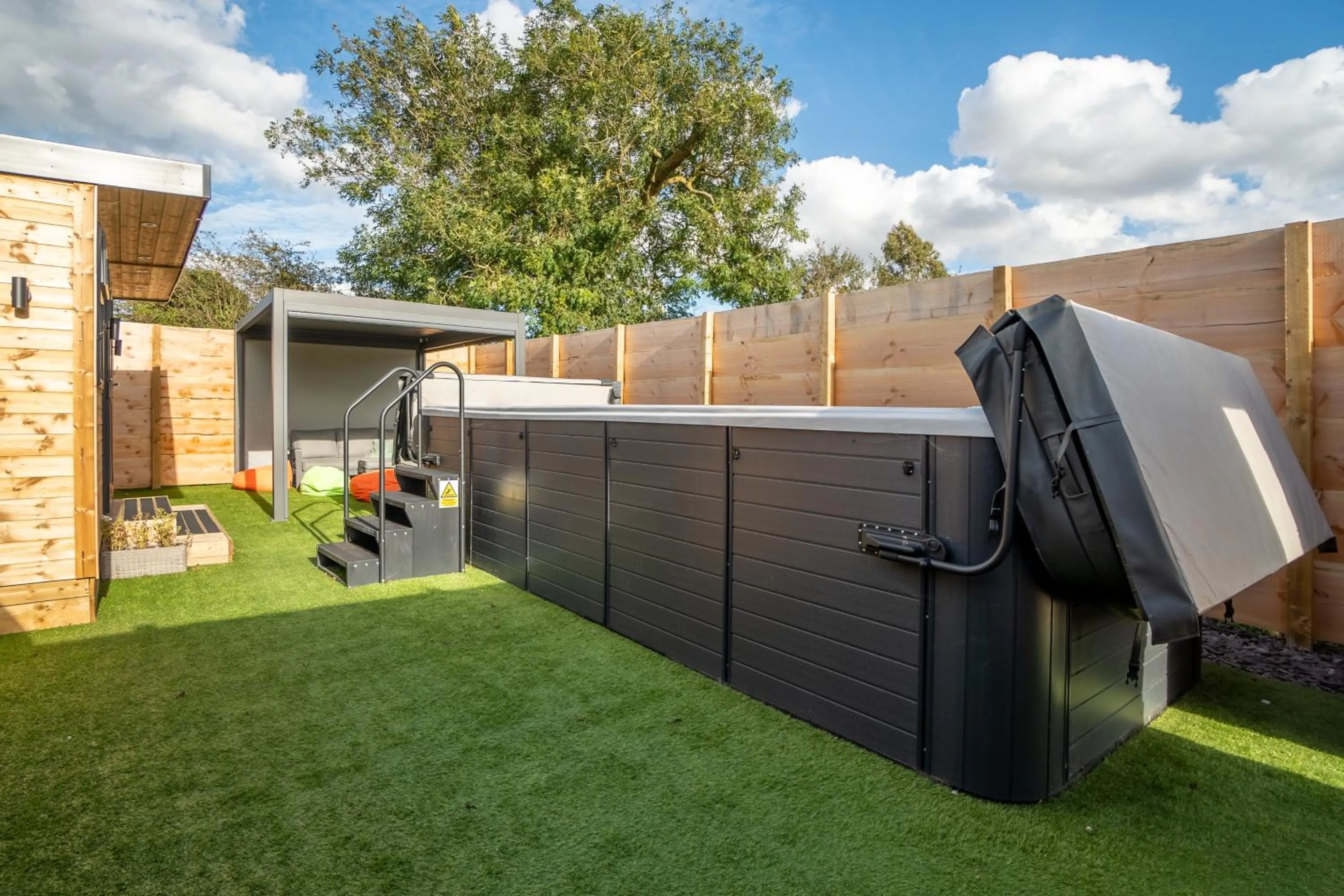 Spa and wellness centre/facilities in Grange Farm Park