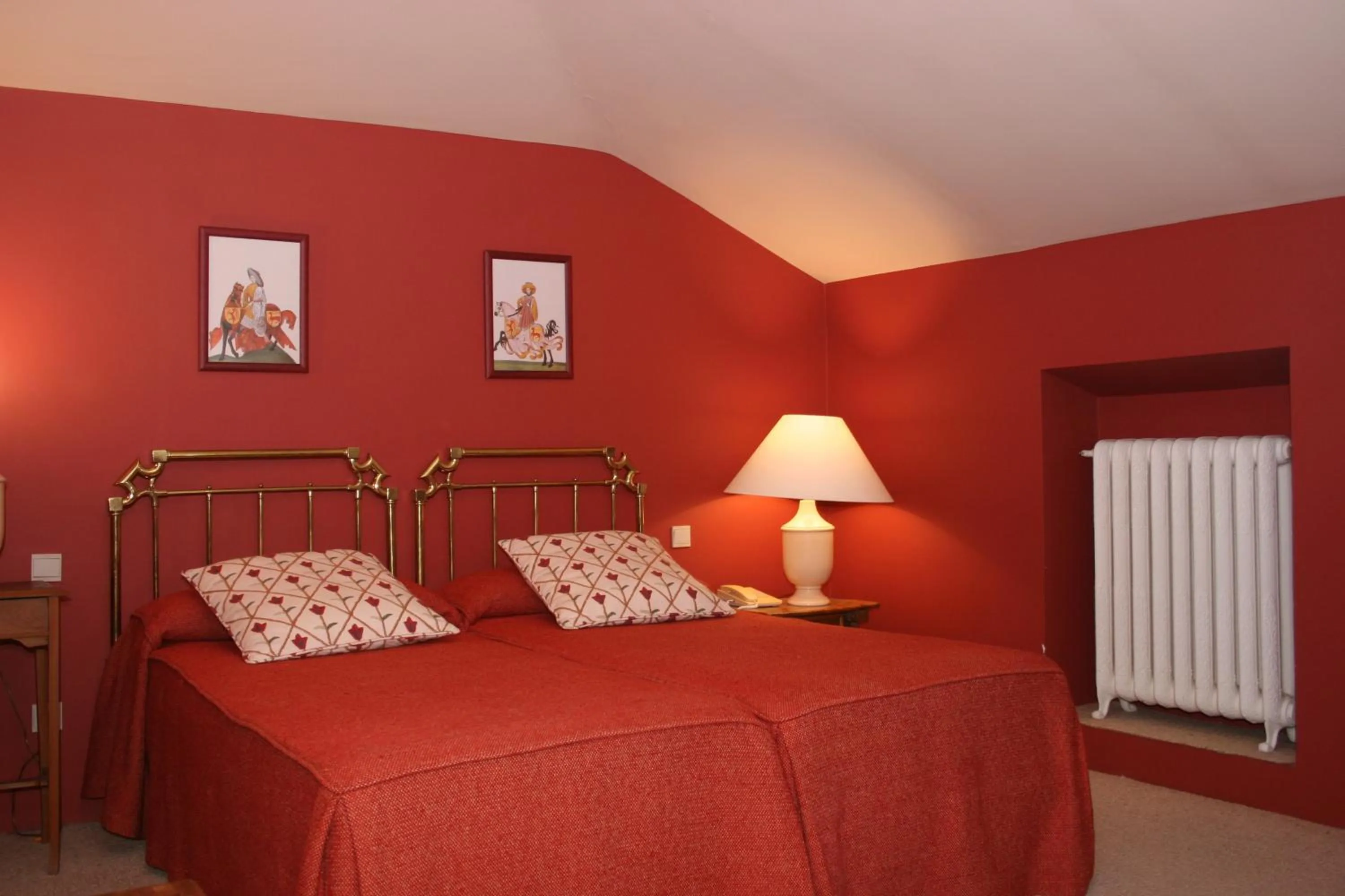 Photo of the whole room, Bed in La Posada de Don Mariano