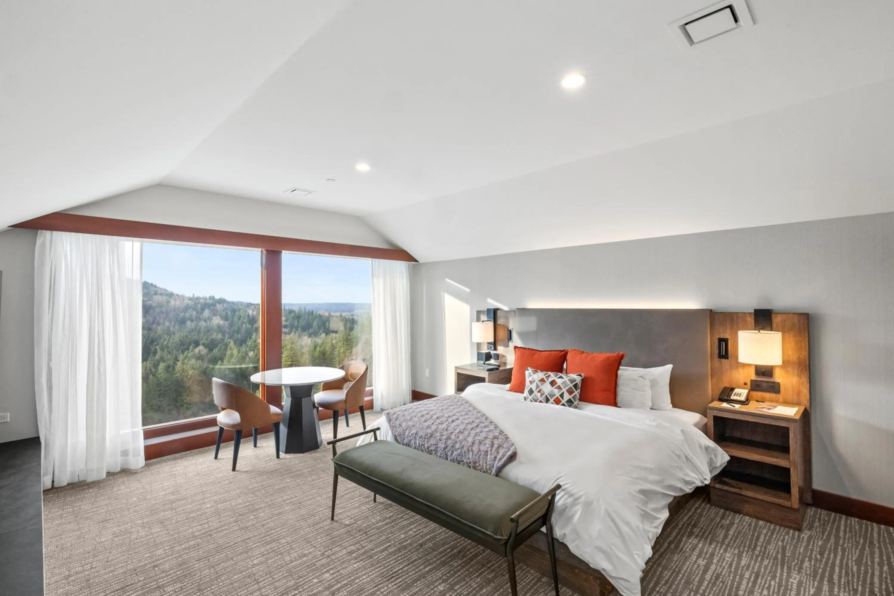 Bed in Salish Lodge & Spa