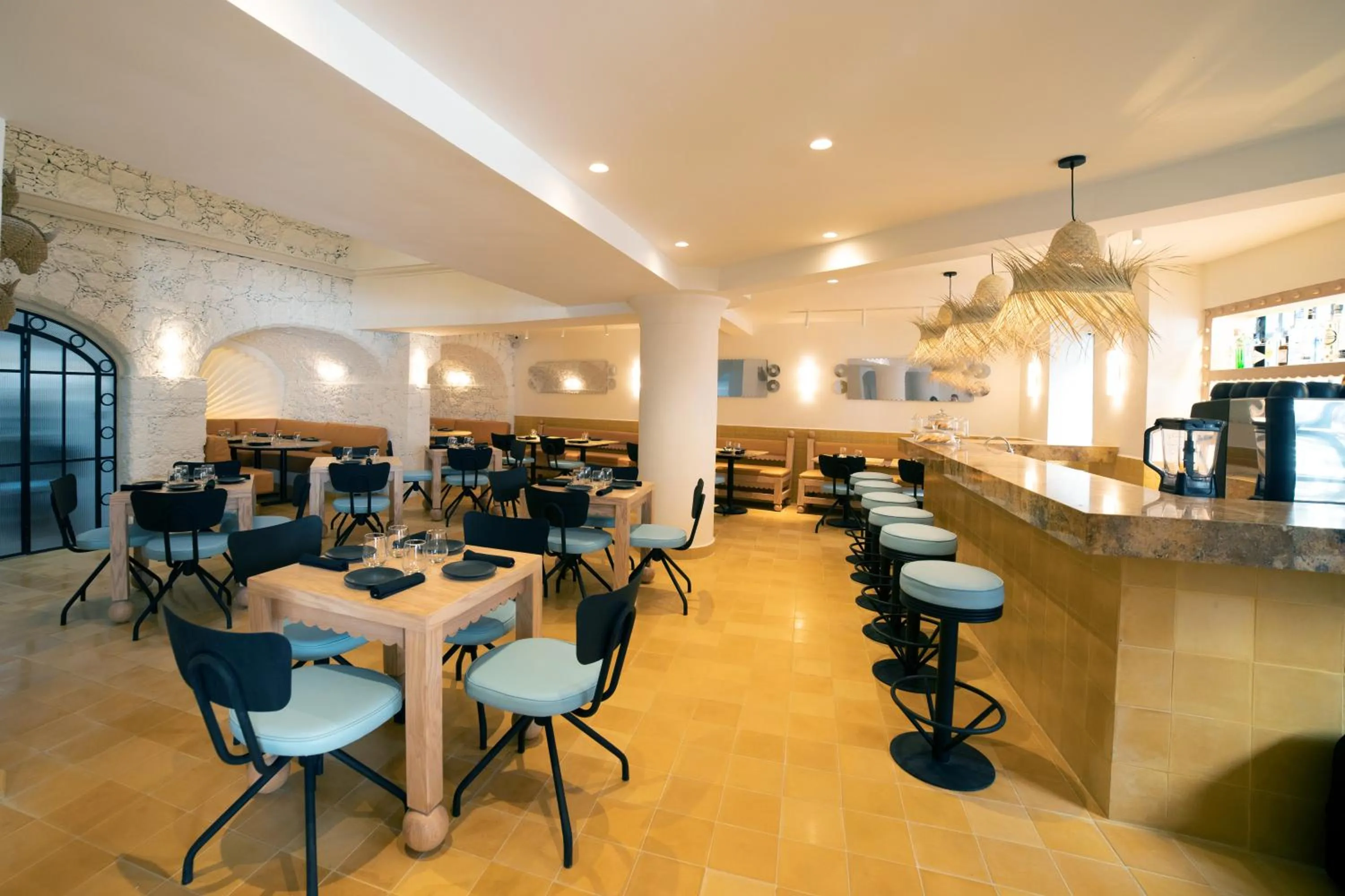 Restaurant/places to eat in William Hotel Boutique De Diseño