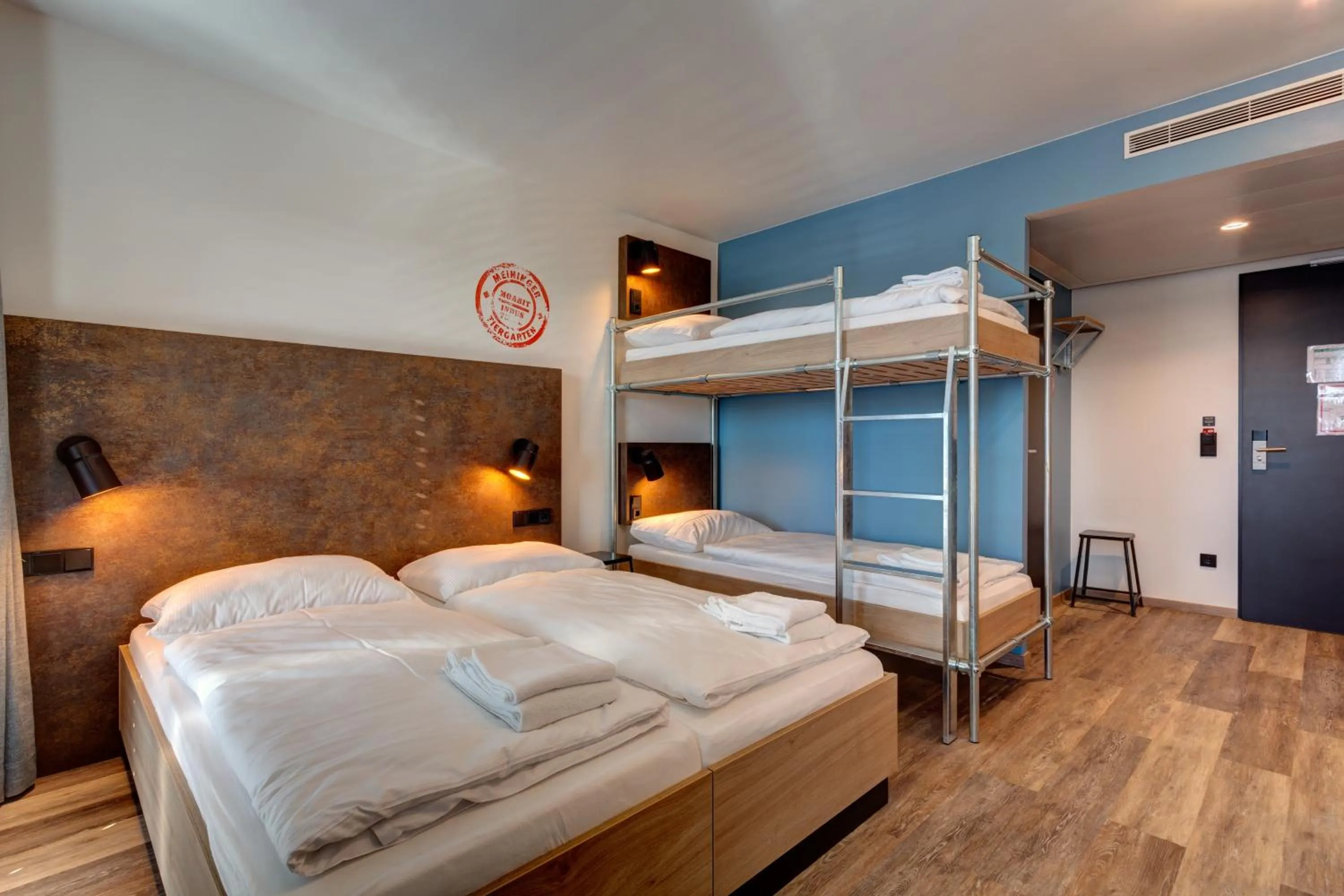 Photo of the whole room, Bed in MEININGER Hotel Berlin Tiergarten