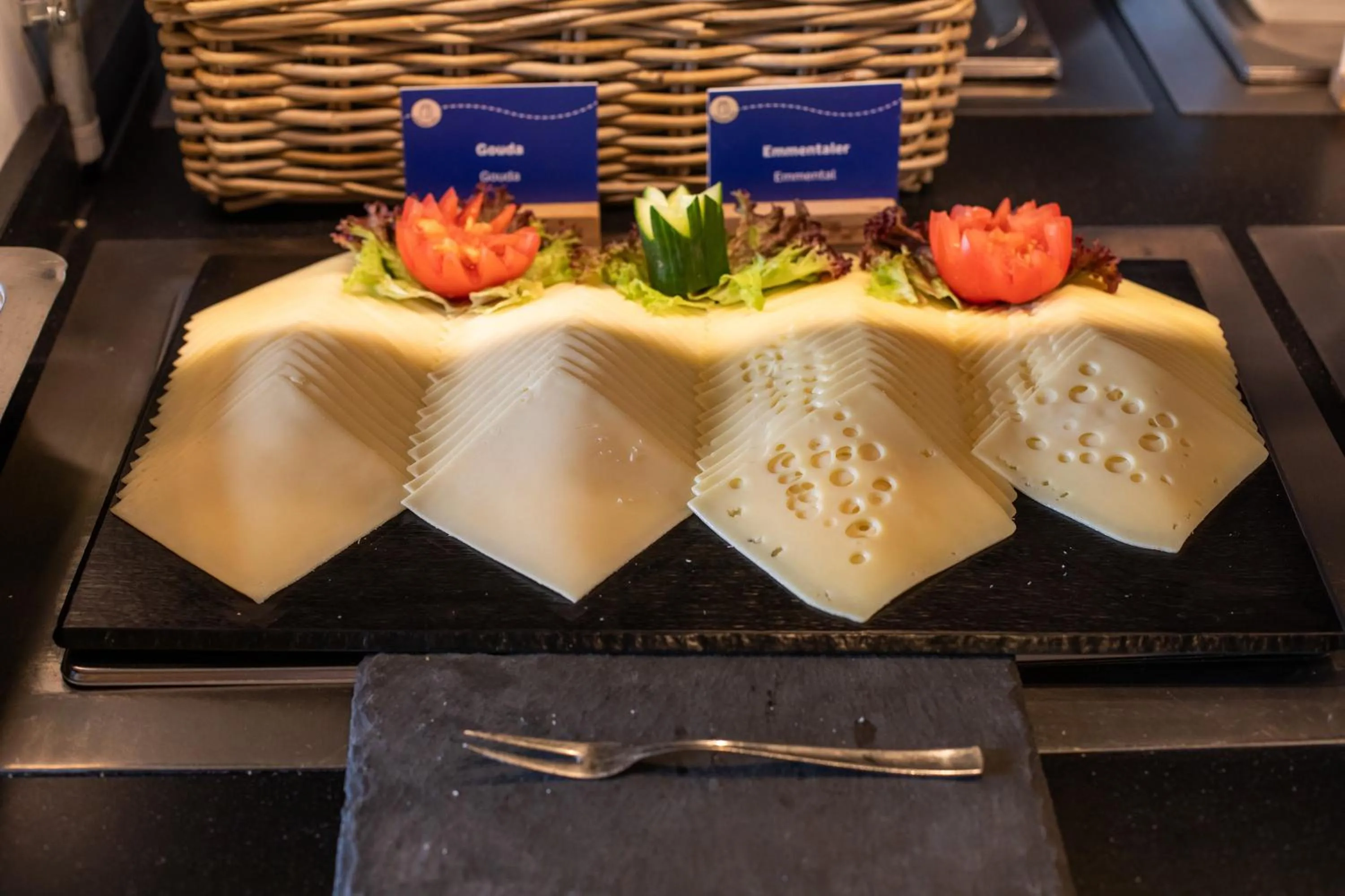 Breakfast in MEININGER Hotel Berlin Tiergarten