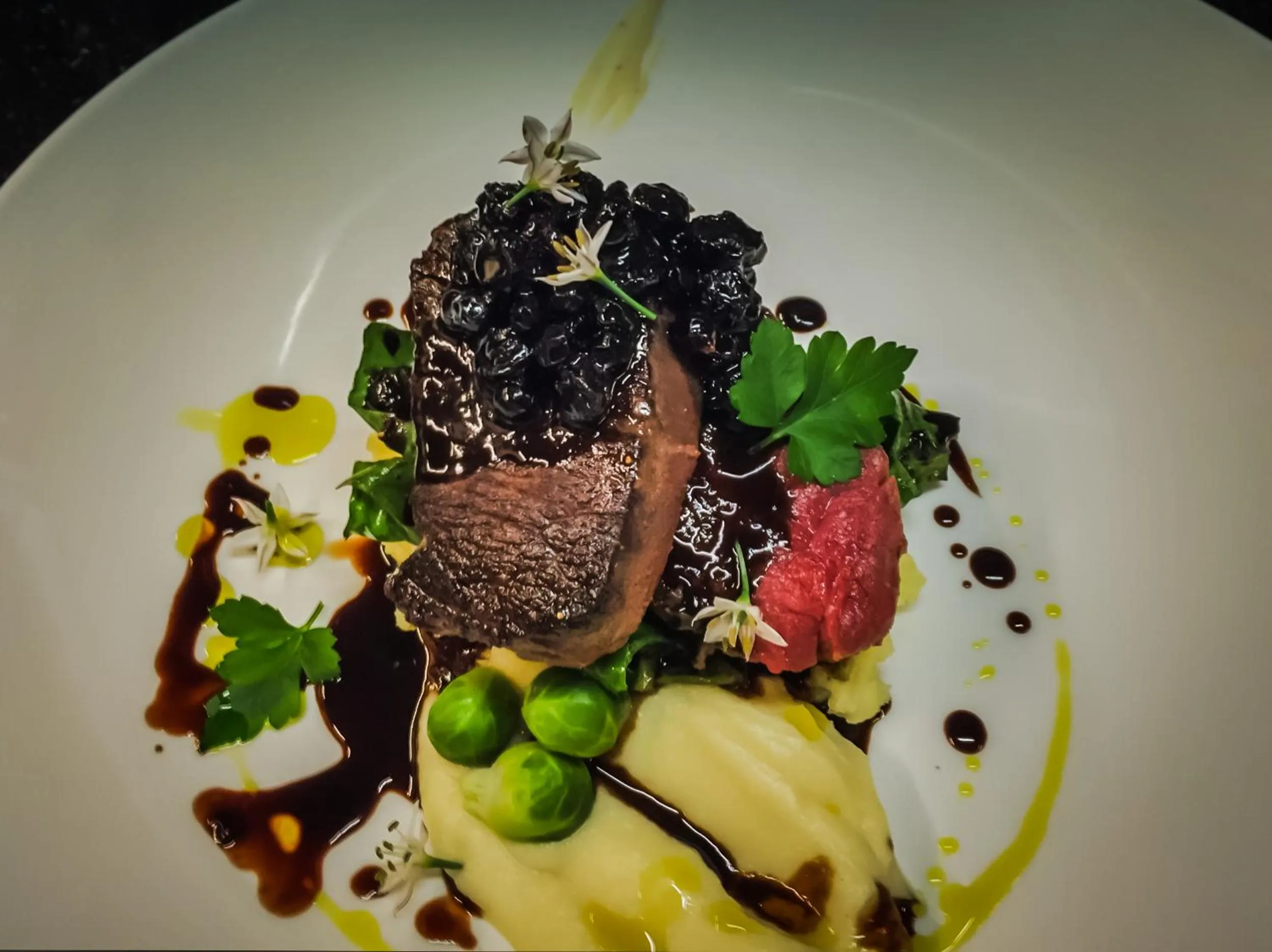 Restaurant/places to eat in Pen-y-bryn Lodge