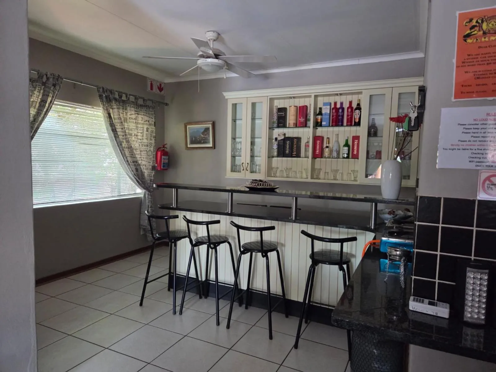 Three-Bedroom Chalet in Lala Bela Guest House