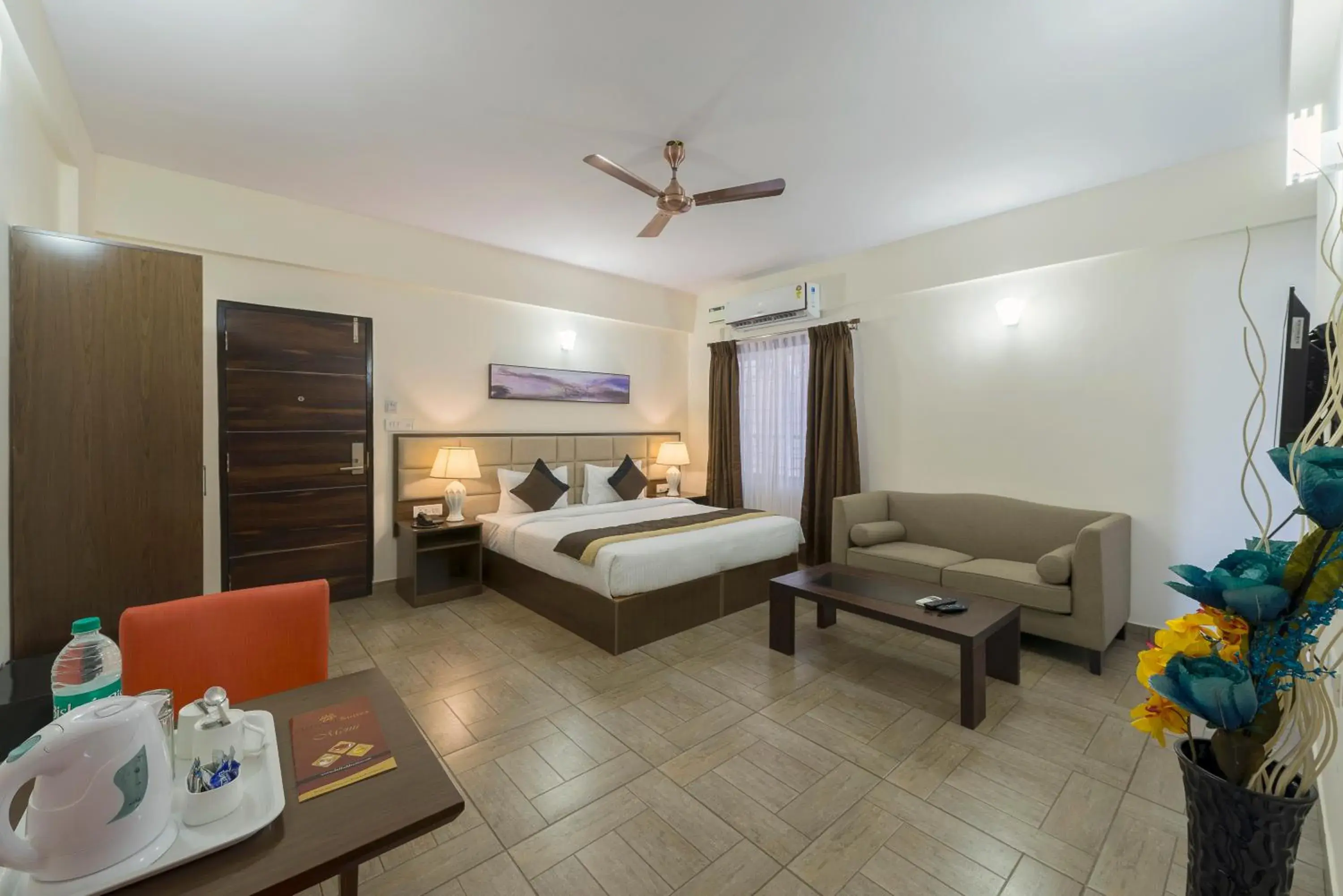 Superior Deluxe Double or Twin Room - single occupancy in Daffodil Delight - Manyata Tech Park Superior Deluxe Double or Twin Room - single occupancy in Daffodil Delight - Manyata Tech Park