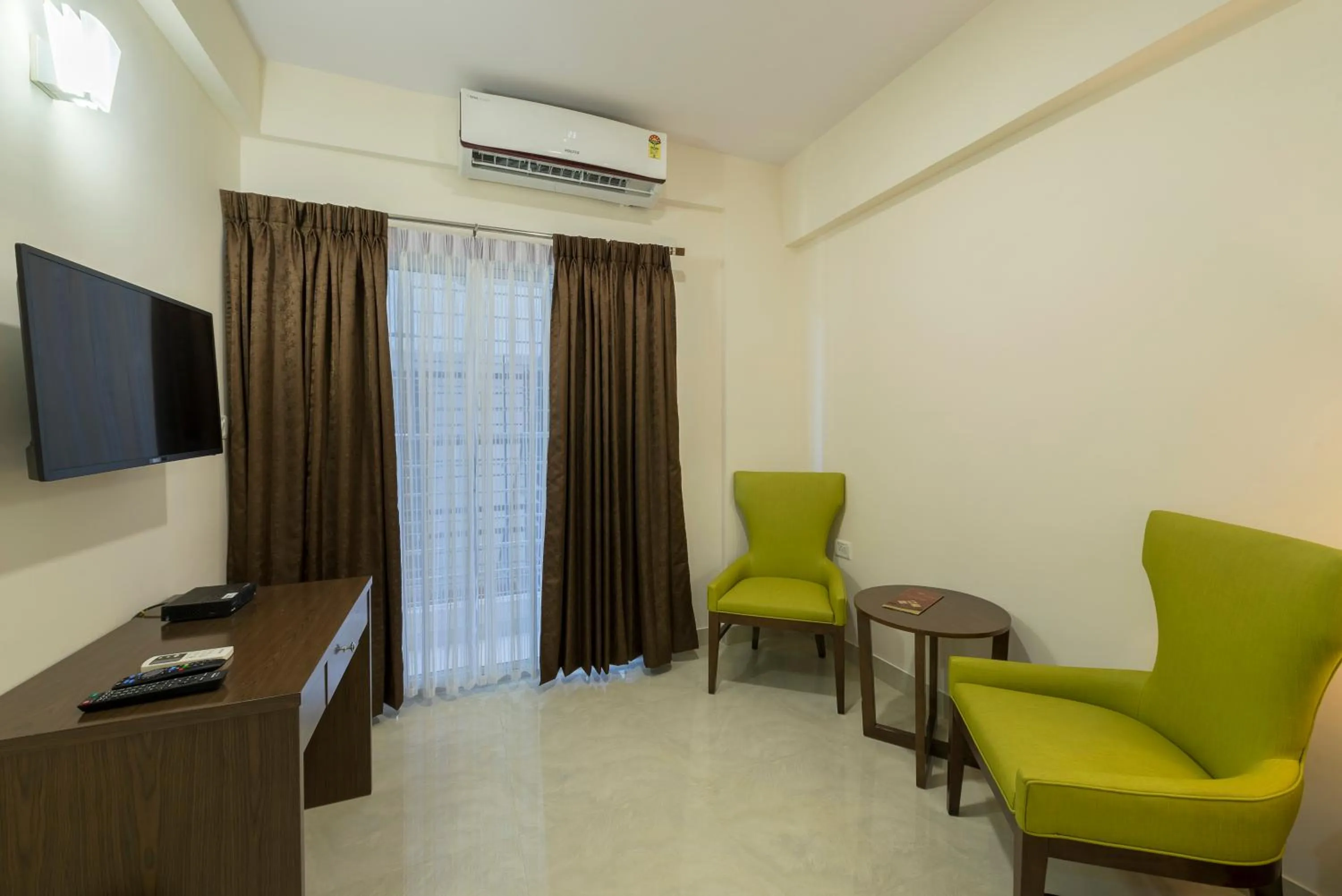 TV and multimedia in Daffodil Delight - Manyata Tech Park