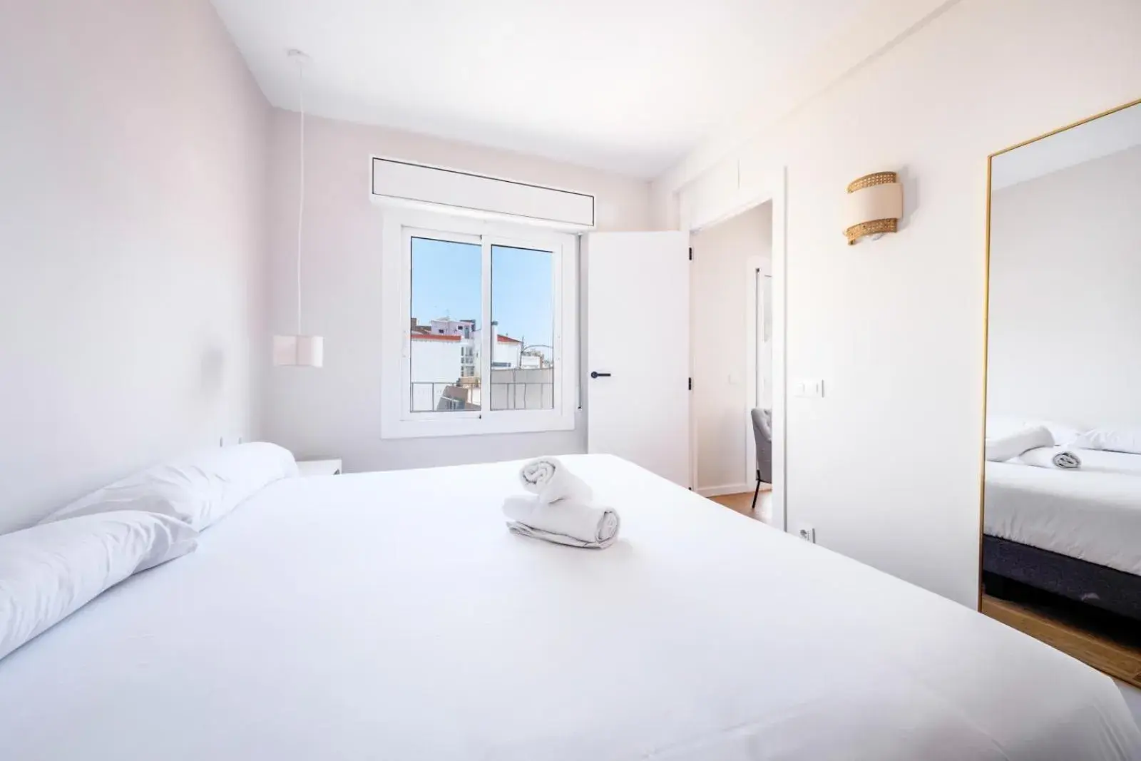 Bedroom, Bed in AinB Barcelona Sants Apartments Bedroom, Bed in AinB Barcelona Sants Apartments