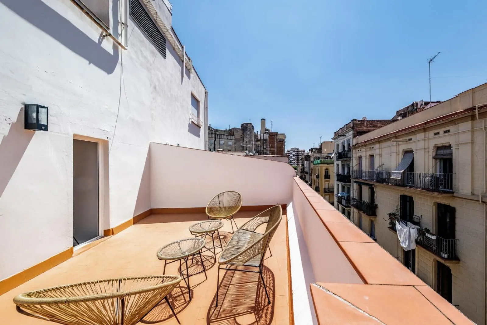 Balcony/Terrace in AinB Barcelona Sants Apartments
