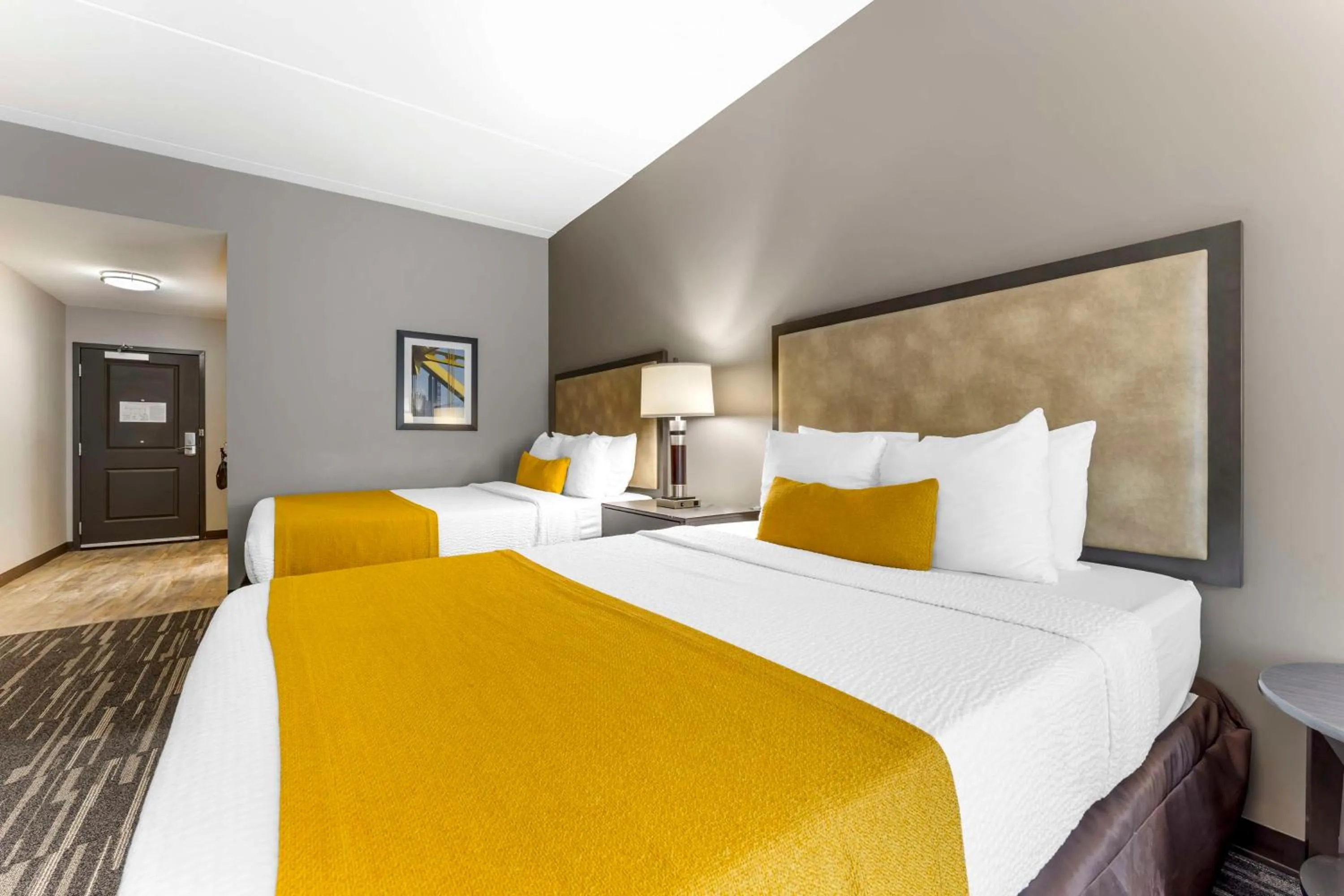 Bedroom in Best Western Plus Cranberry-Pittsburgh North